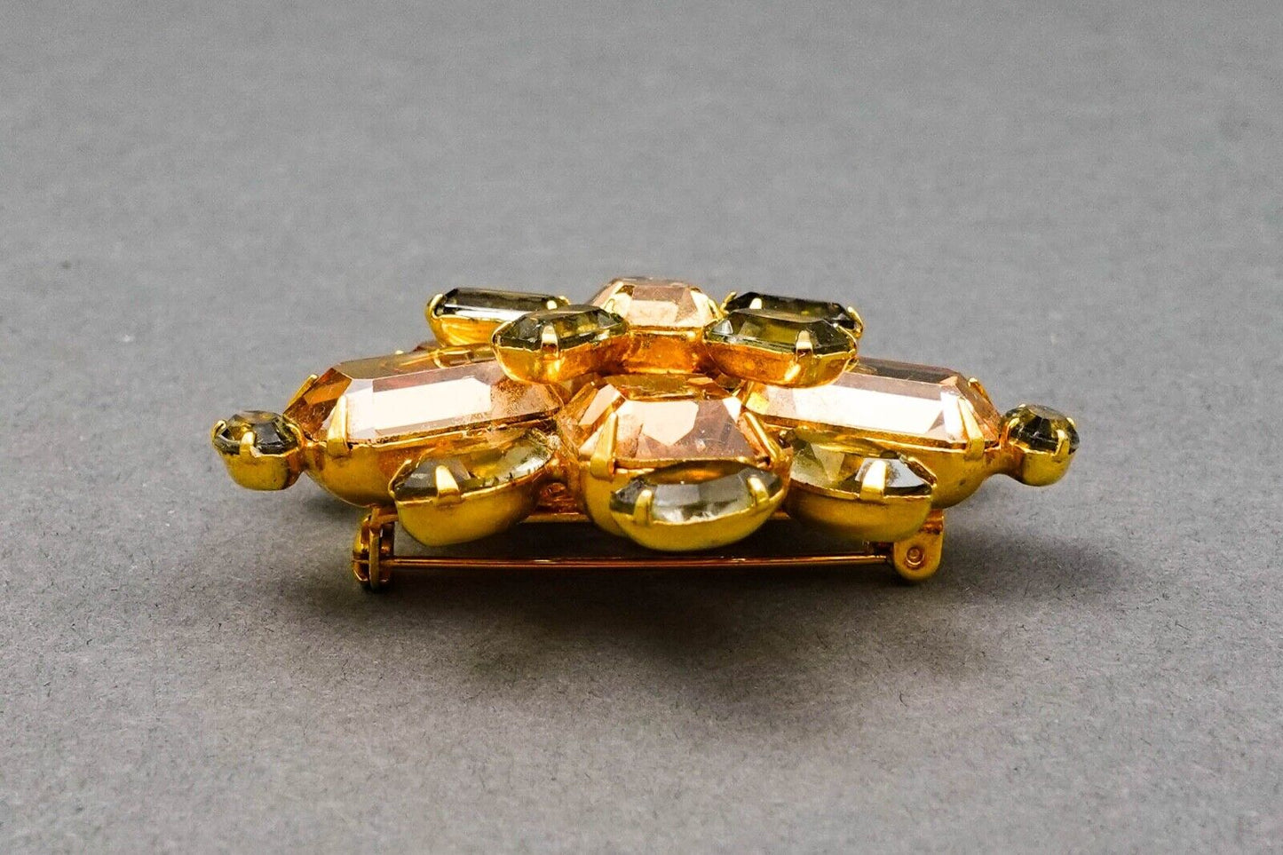 Schrager Signed Vintage Starburst Gold Tone Amber Rhinestone Brooch Pin