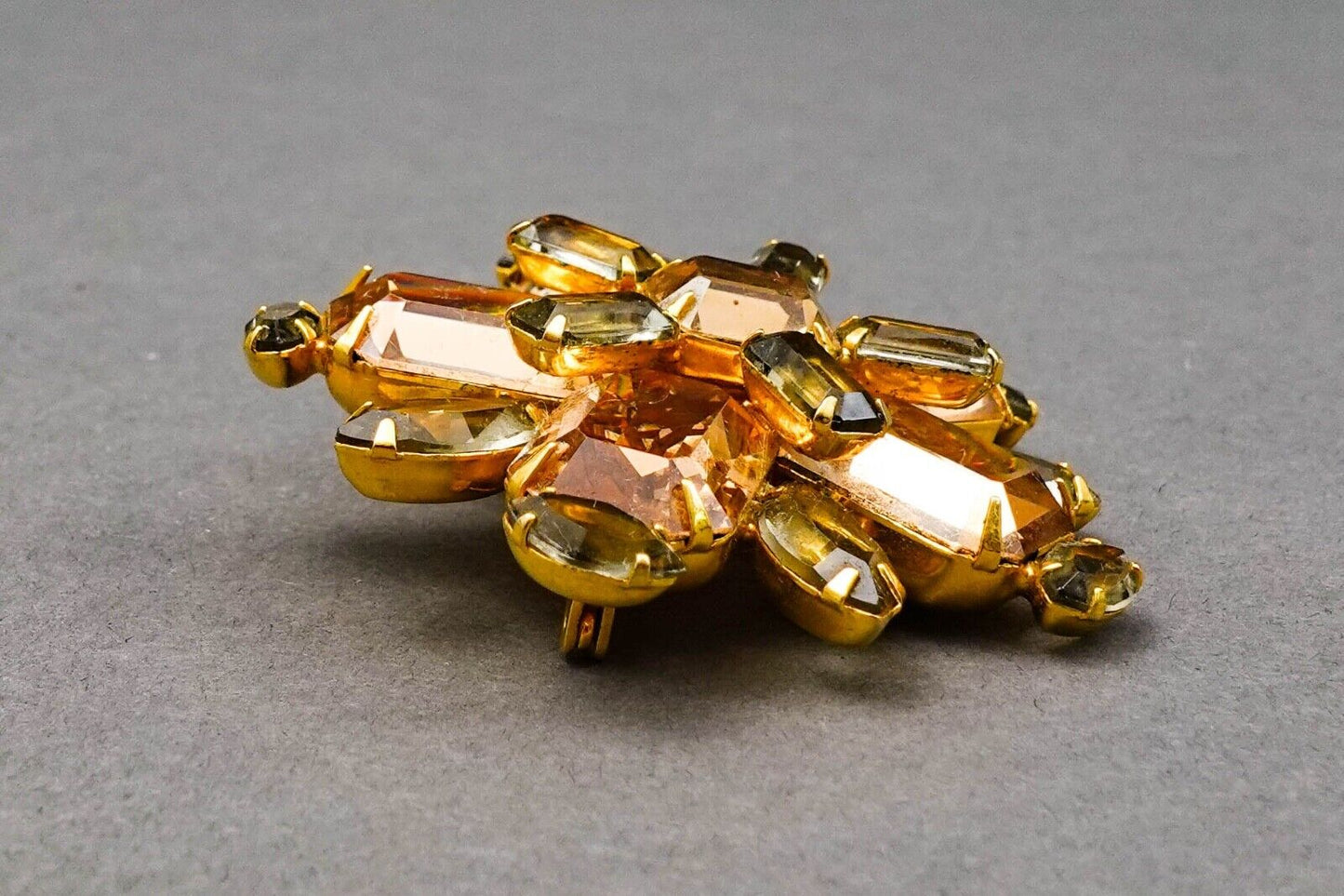 Schrager Signed Vintage Starburst Gold Tone Amber Rhinestone Brooch Pin