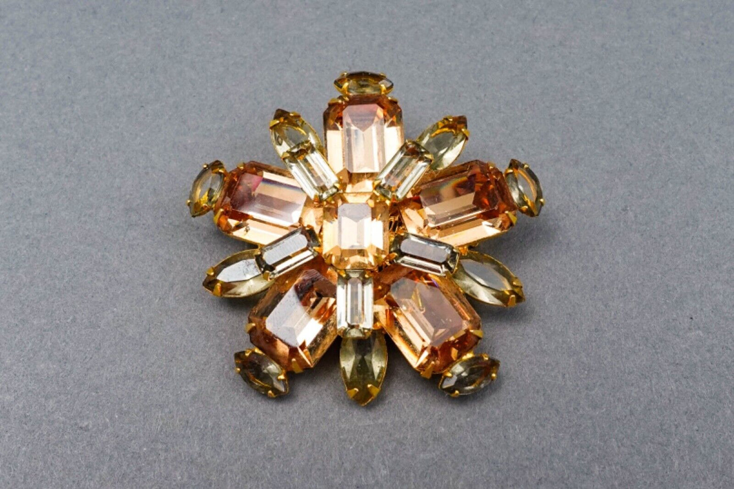 Schrager Signed Vintage Starburst Gold Tone Amber Rhinestone Brooch Pin