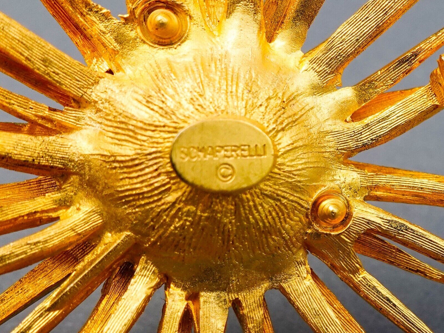 Schaperelli Signed Vintage Starburst Star Gold Tone Amber Brooch Pin
