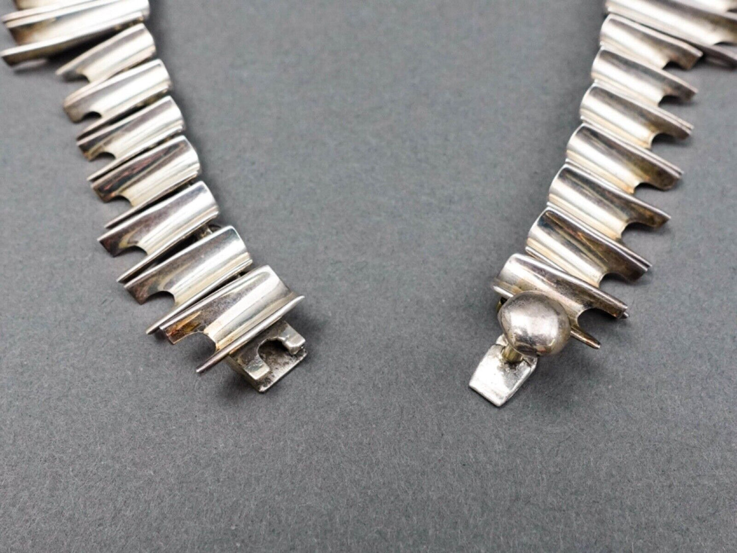 Taxco Mexico Heavy Modernist Sterling Silver Concave Fringe Bib Choker Necklace