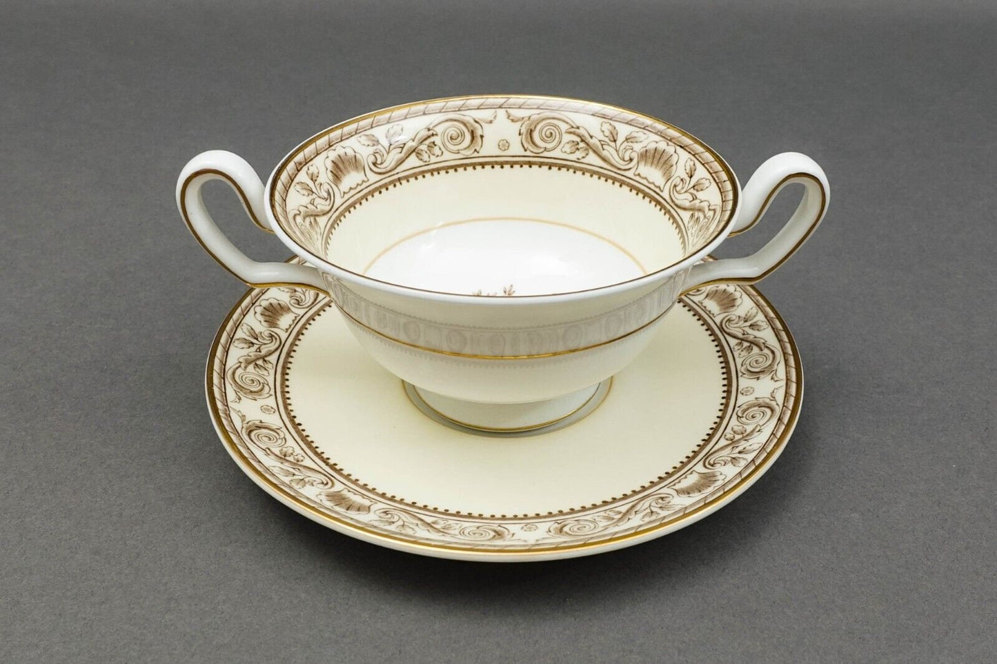 Wedgwood England Runnymede Cream Bone China Cream Soup Bowls & Saucers Set Of 4