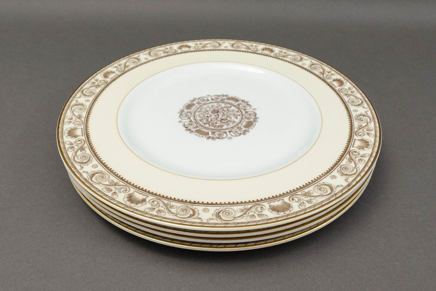 Wedgwood England Runnymede Cream Bone China 10 1/2" Dinner Plate Set Of 4