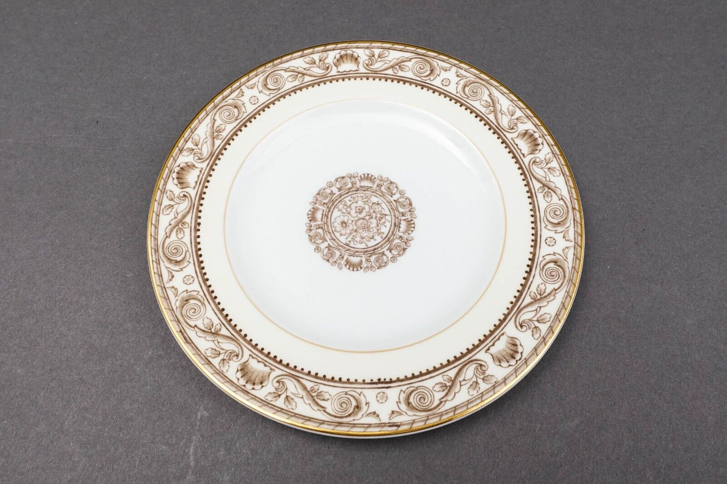 Wedgwood England Runnymede Cream Bone China 6" Bread Butter Plate Set Of 6
