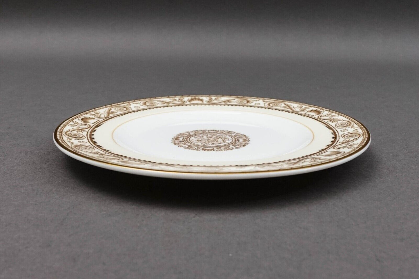 Wedgwood England Runnymede Cream Bone China 6" Bread Butter Plate Set Of 6