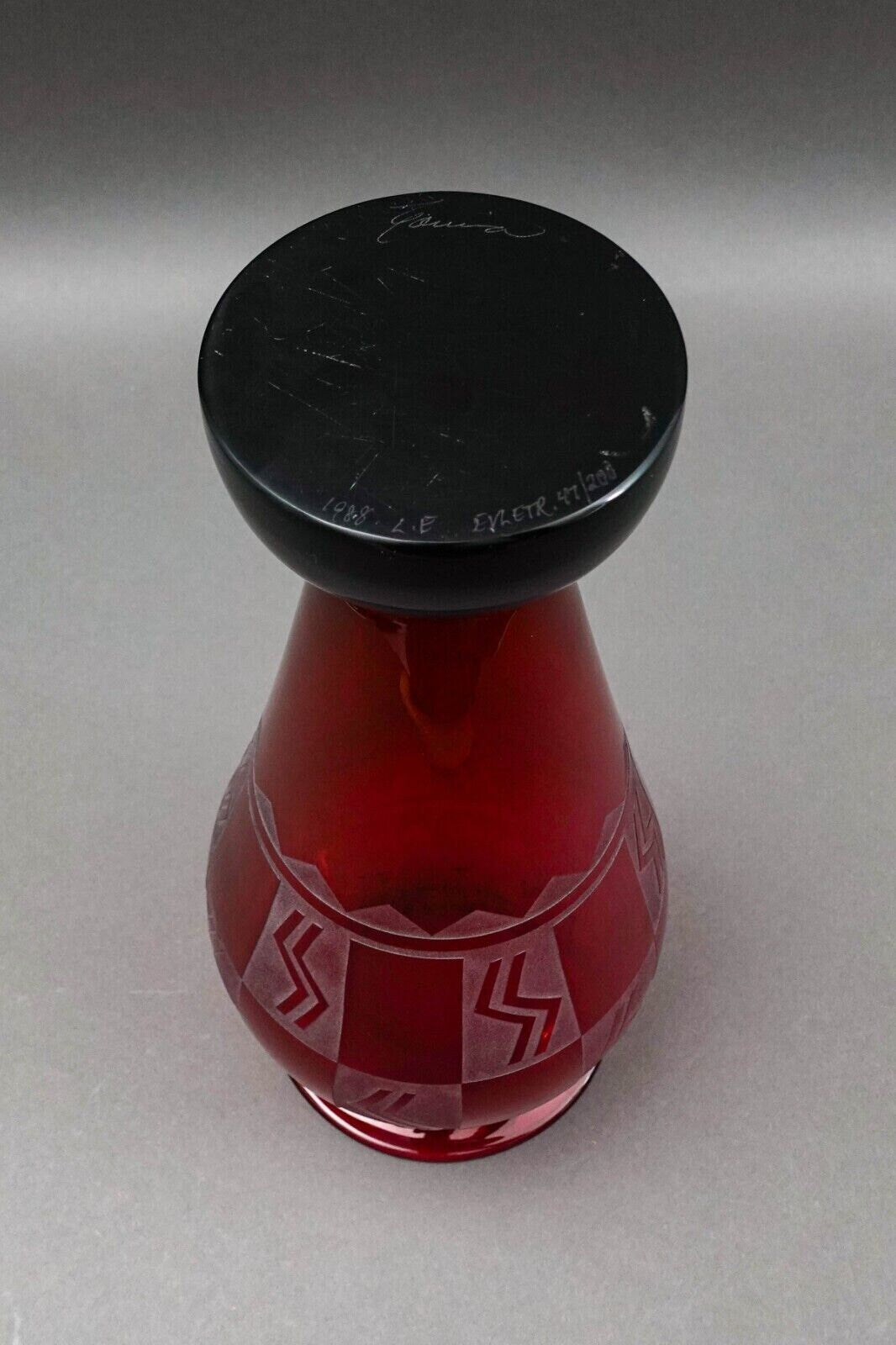 Steven Correia Signed 1988 Red Cameo Art Glass Limited Edition Vase 12 1/2"