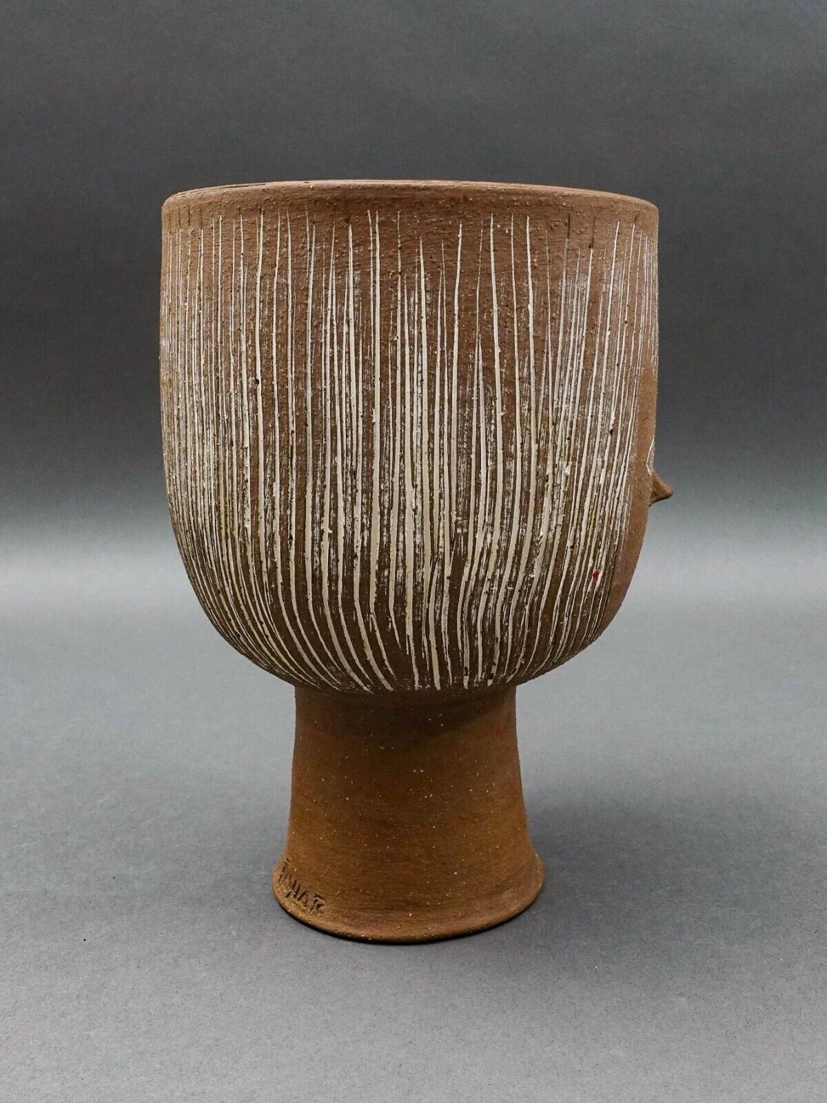 Rosemary Taylor Signed MCM Face Studio Art Pottery Vase Planter Sculpture 8 1/4"