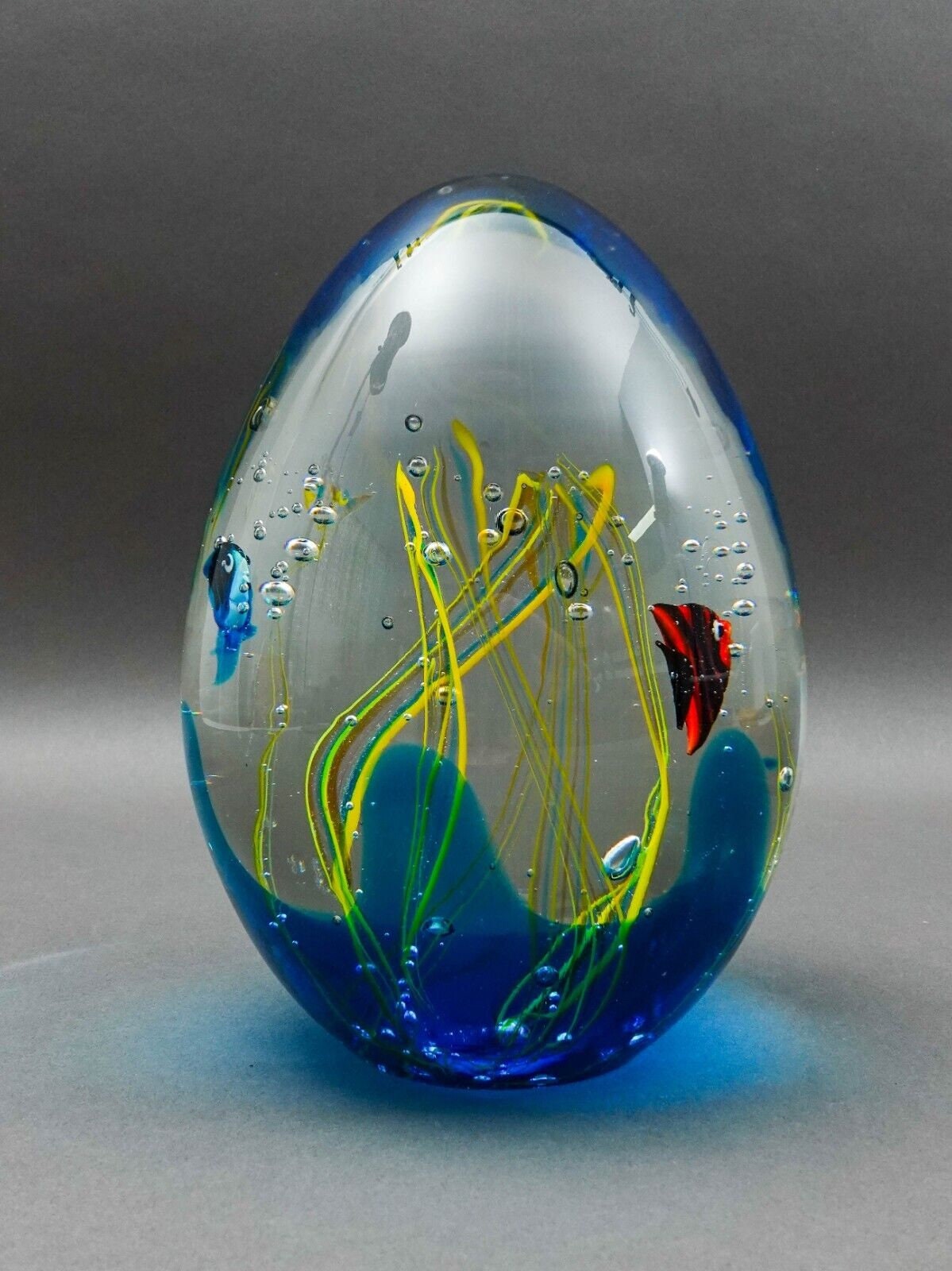Elio Raffaeli Oggetti Murano Large Art Glass Fish Aquarium Egg Shaped Sculpture