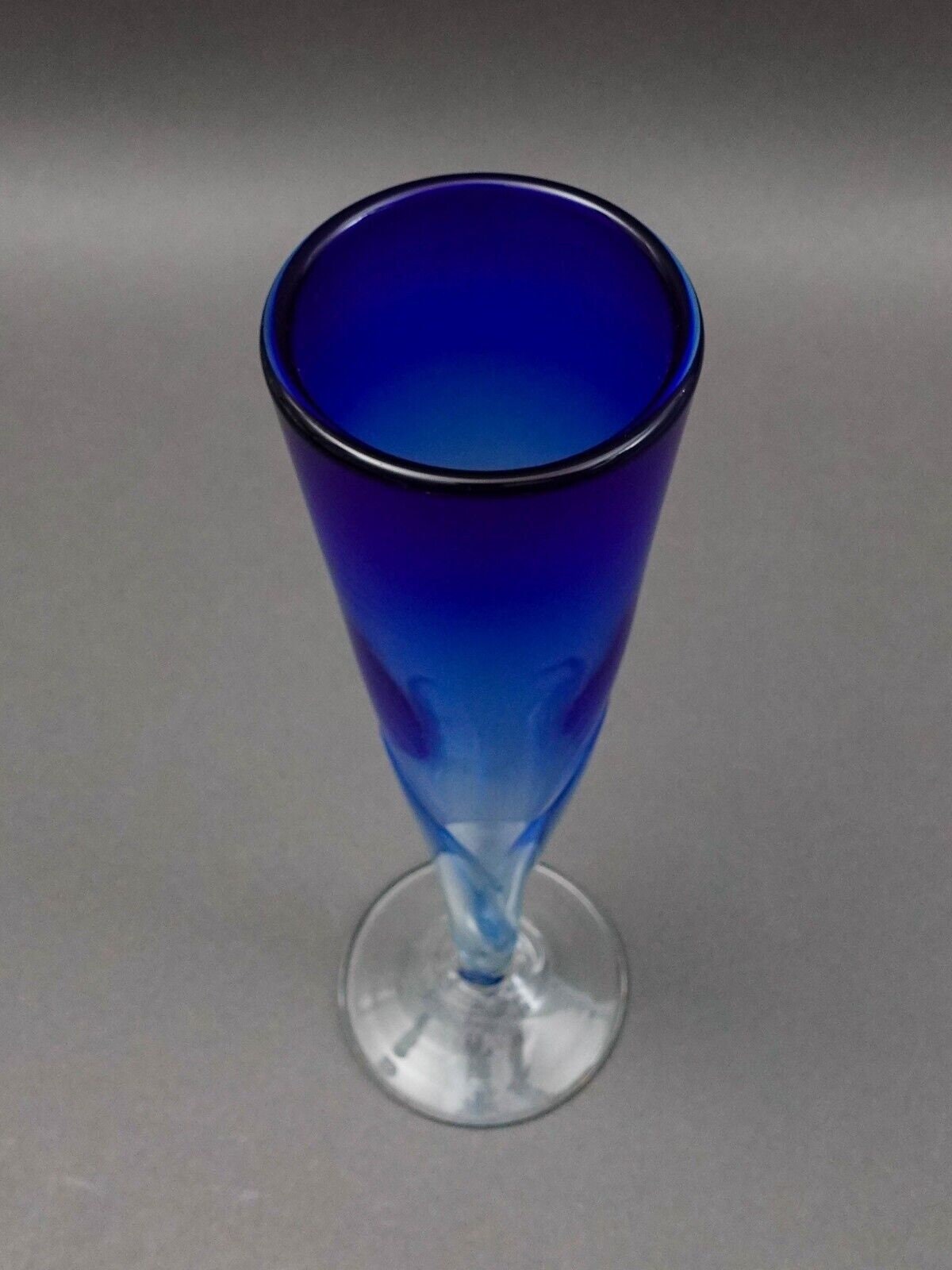 Vintage Signed 1987 Blue Hand Blown Art Glass Fluted Bud Vase 10 3/8"