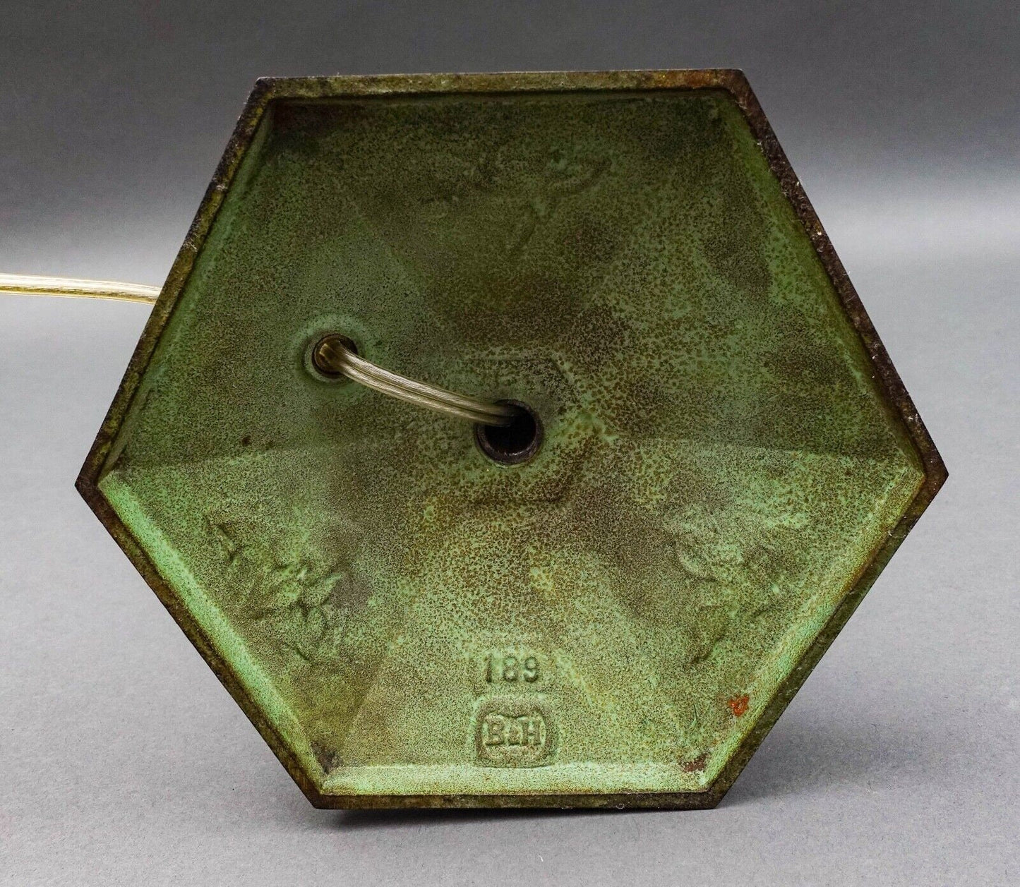 Bradley & Hubbard Antique Vintage Arts And Crafts Leaded Slag Glass Table Lamp