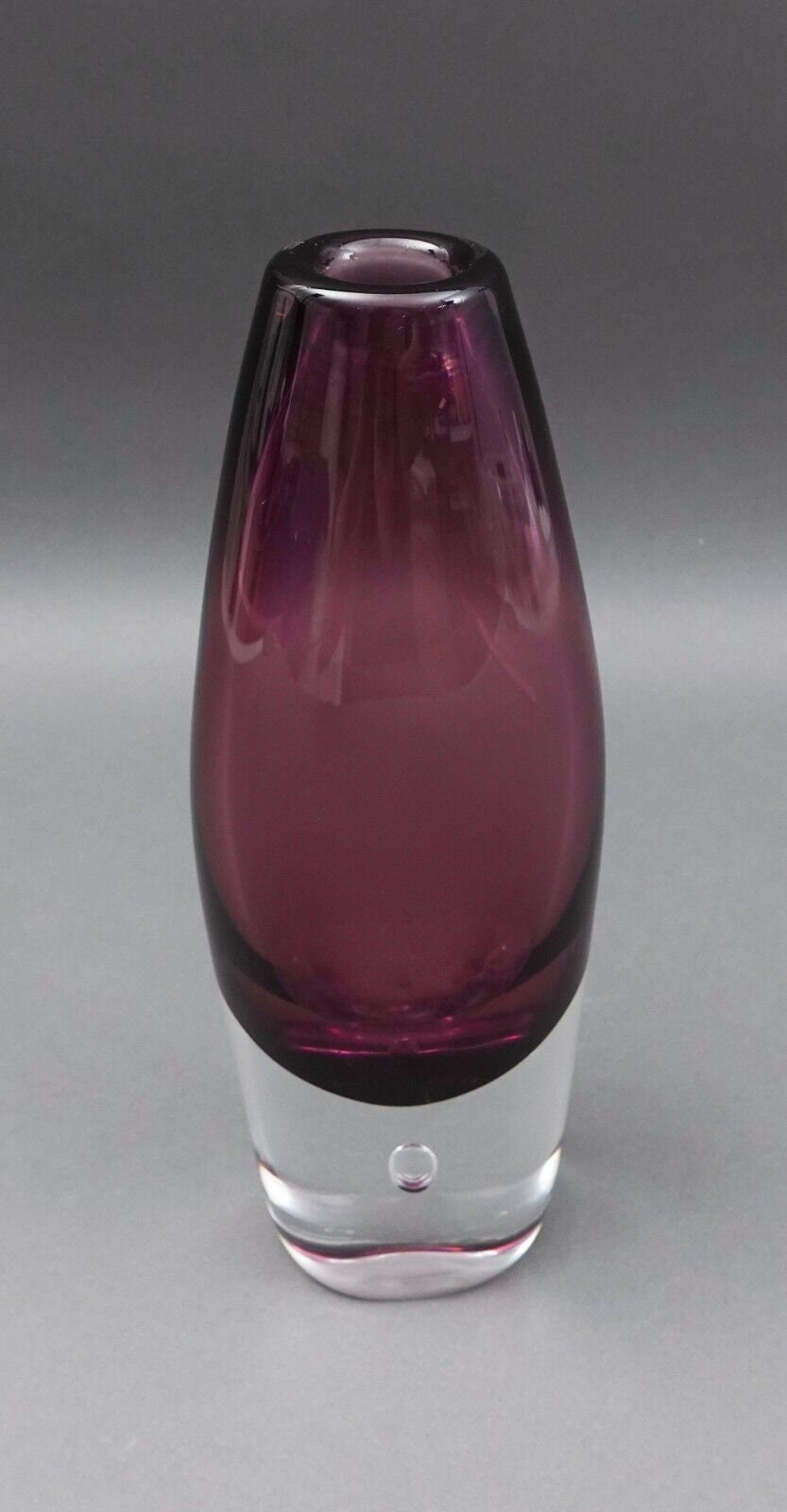 Afors Sweden GH211 Ernest Gordon Signed Purple Amethyst Art Glass Vase (Read)
