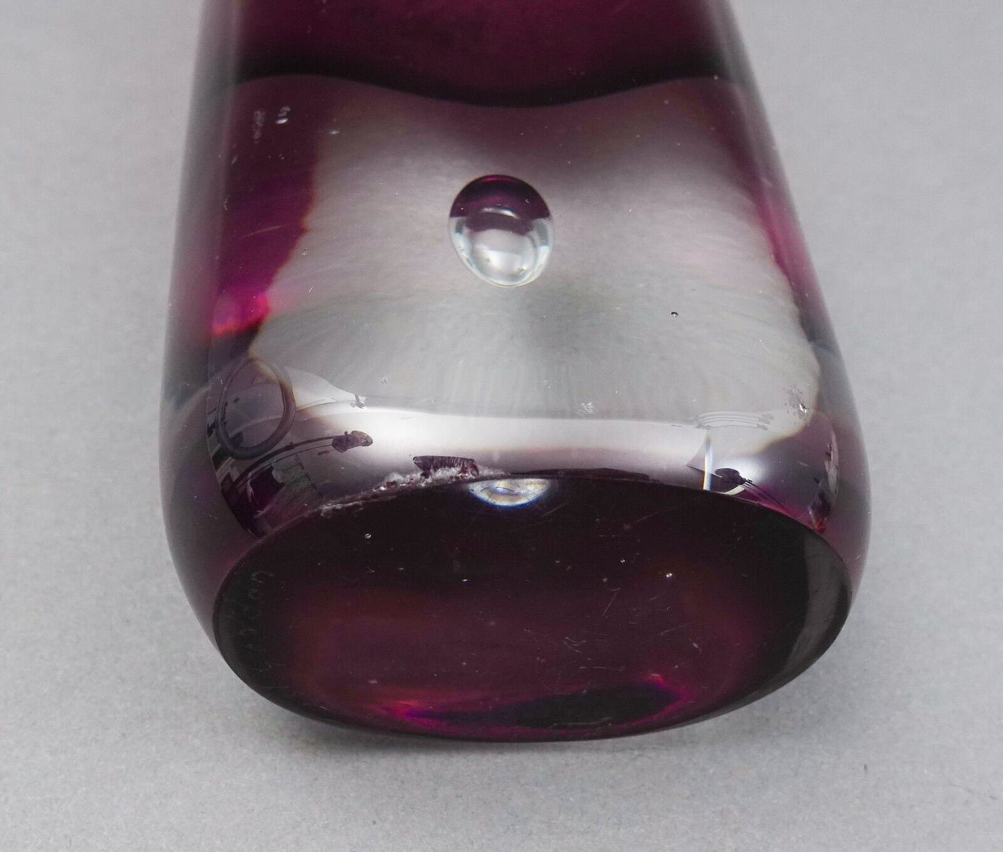 Afors Sweden GH211 Ernest Gordon Signed Purple Amethyst Art Glass Vase (Read)