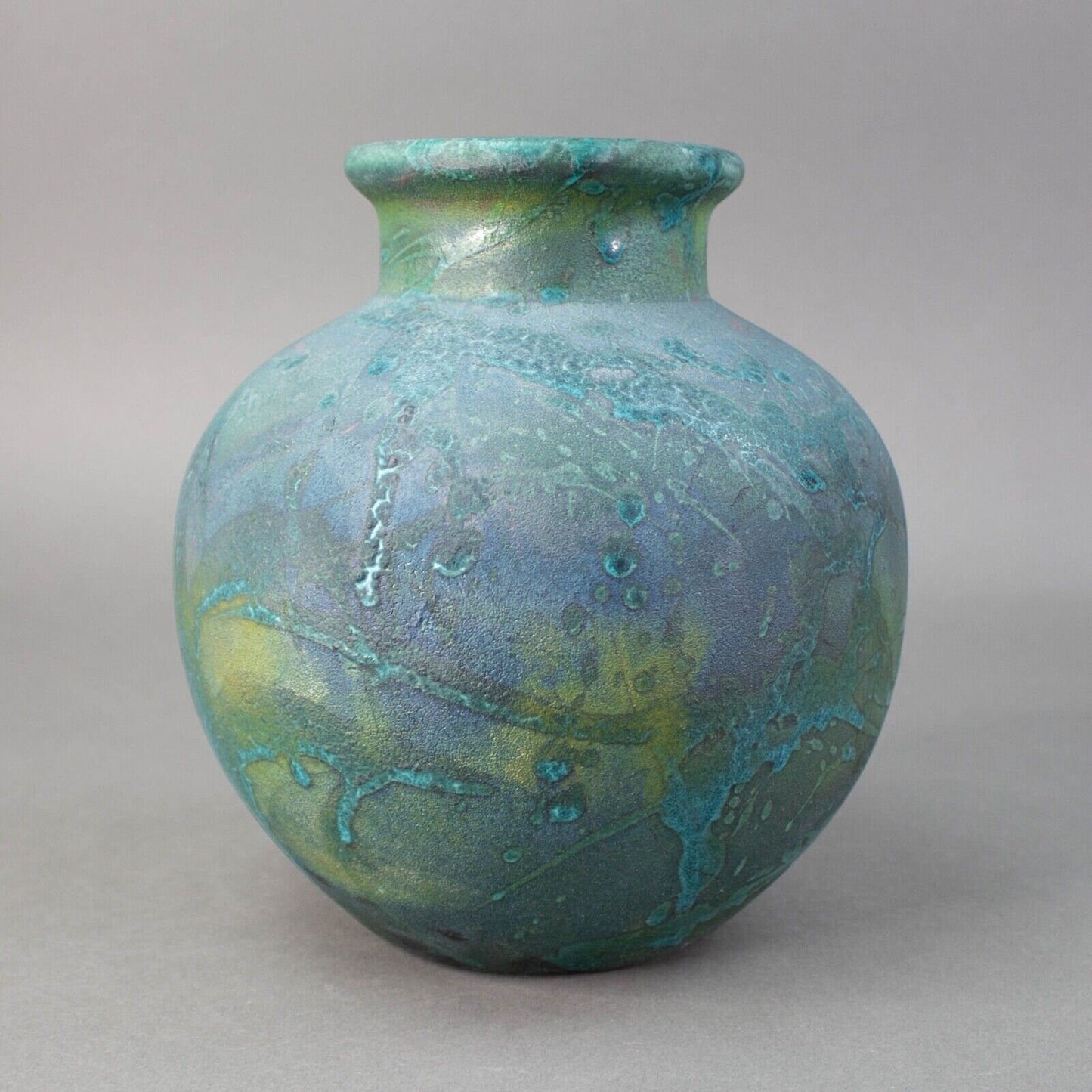William K Turner Signed Raku Studio Art Pottery Vase 7 7/8"
