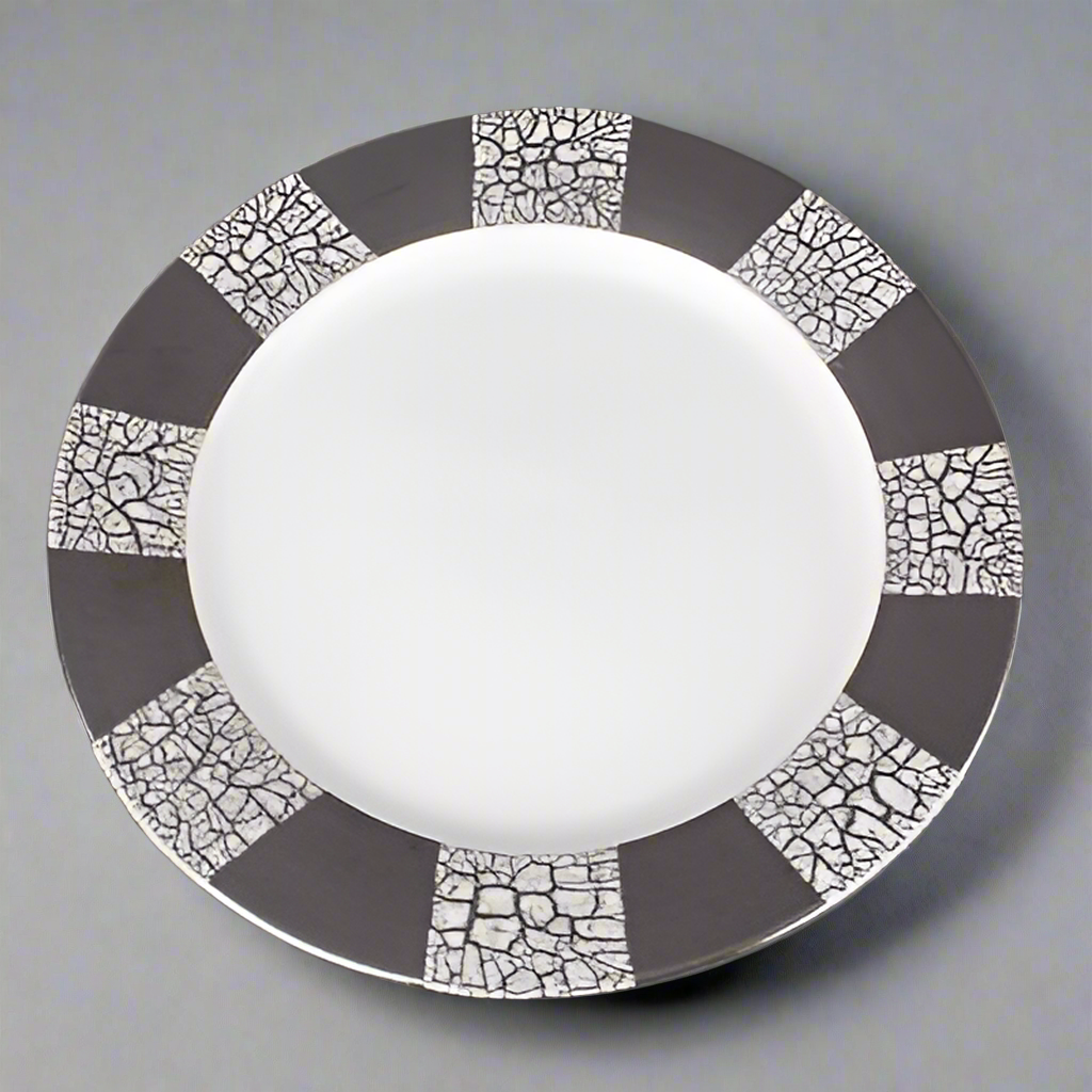 Michael Wainwright Almafi Platinum Crackle Charger Dinner Plates 11.5" Set of 6