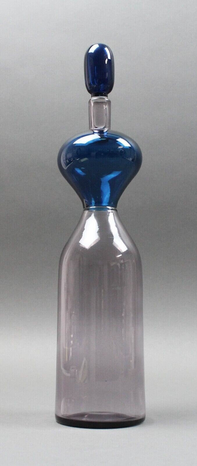 Gio Ponti Venini Signed Murano Glass Bottle With Stopper