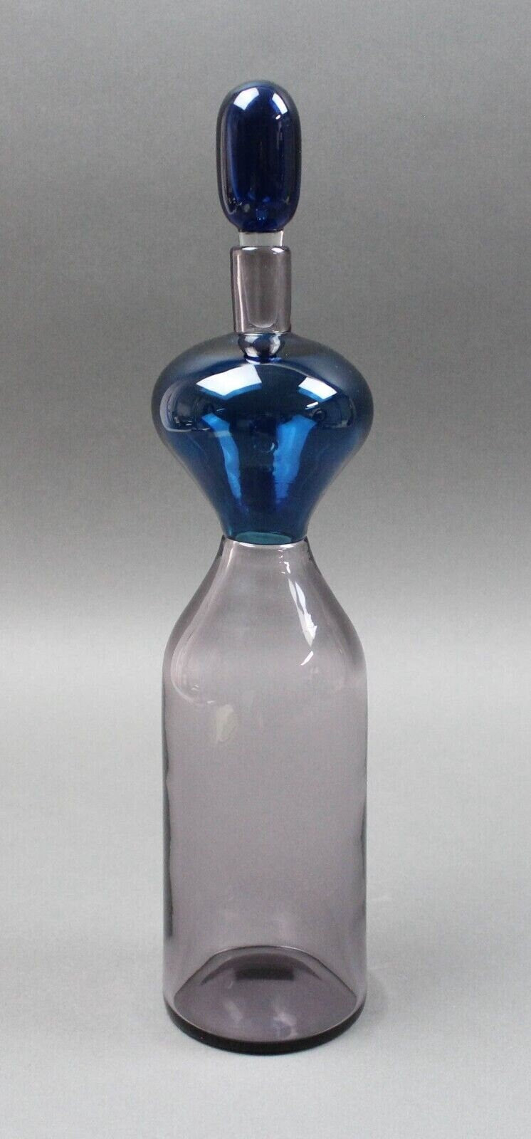 Gio Ponti Venini Signed Murano Glass Bottle With Stopper