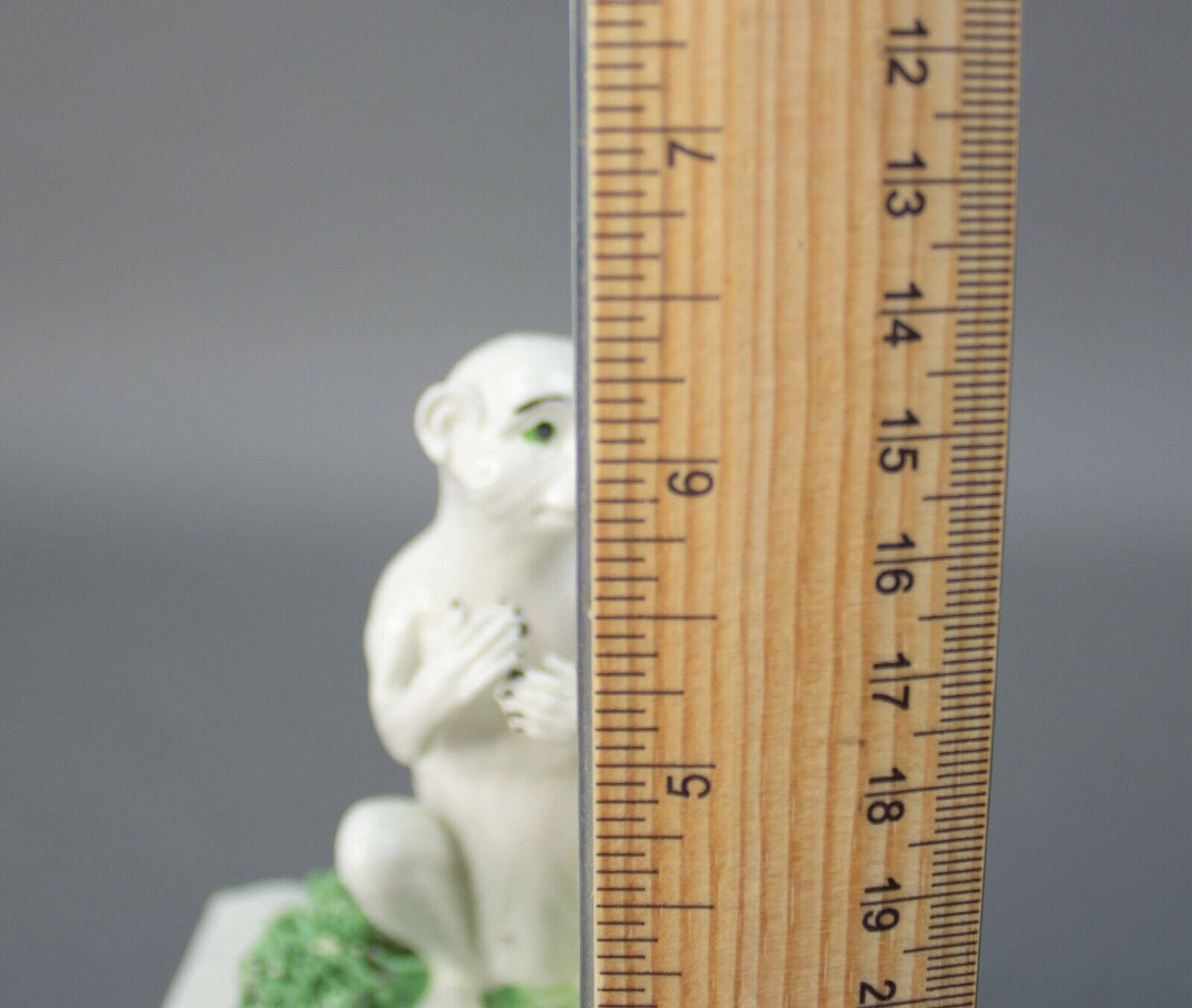 Italian White Monkey Glazed Majolica Ceramic Jewelry Trinket Box 11731-A Italy