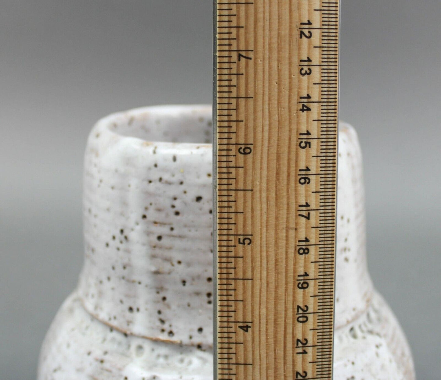 Davis Signed Studio Art Pottery Vase Vessel Wheel Thrown Mid Century Modern