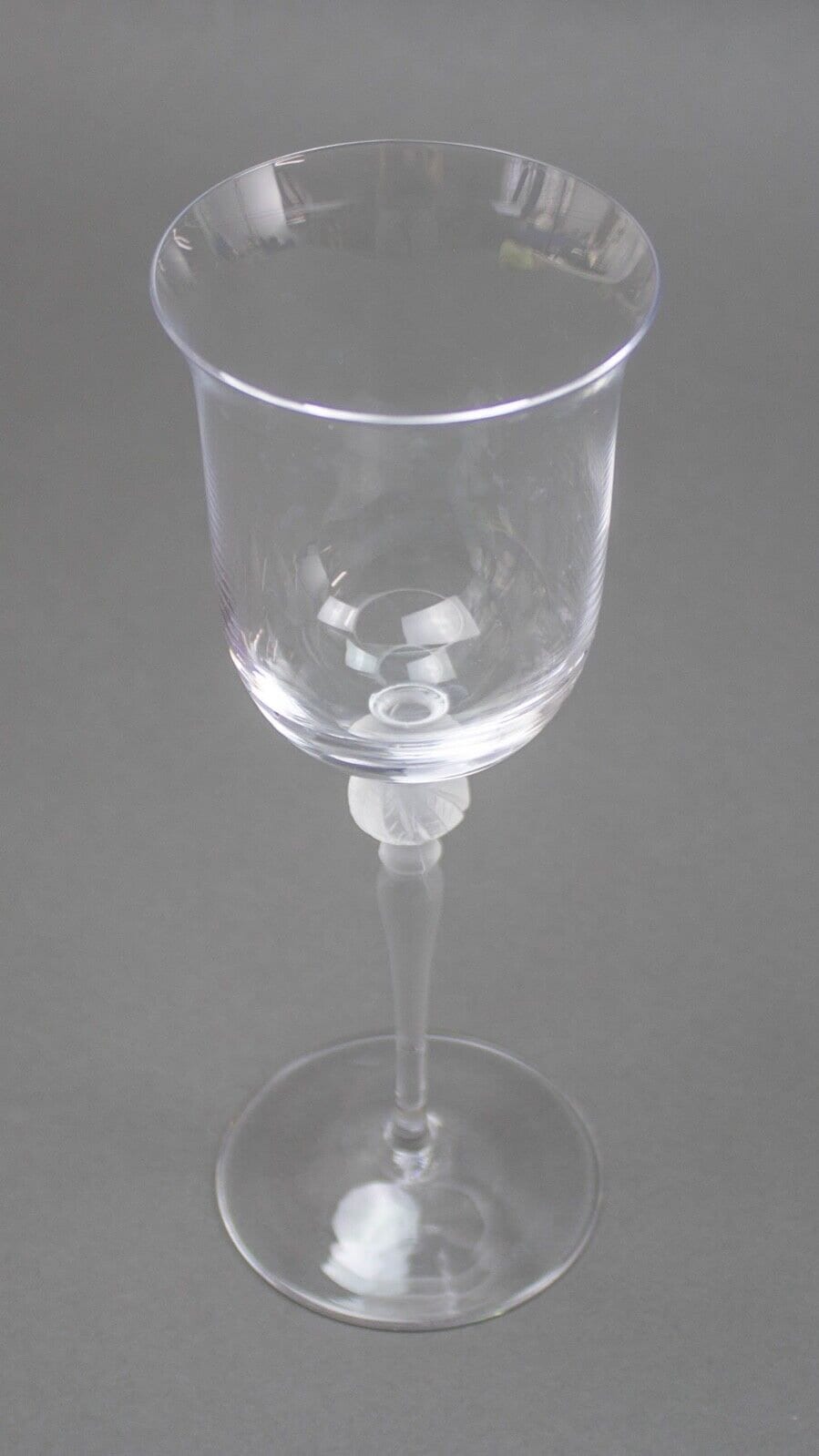 Sasaki Crystal Isabelle Clear Frosted Leaf Ball Stem Wine Glasses 8" Set Of 4