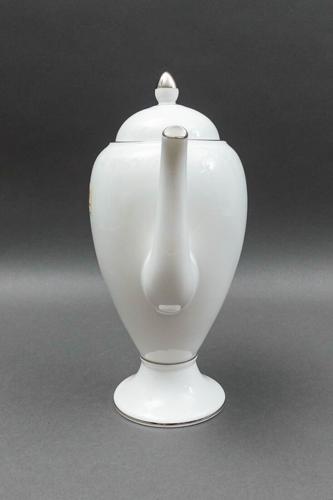 Wedgwood England St. Moritz White Platinum Bone China Beverage Coffee Tea Pot