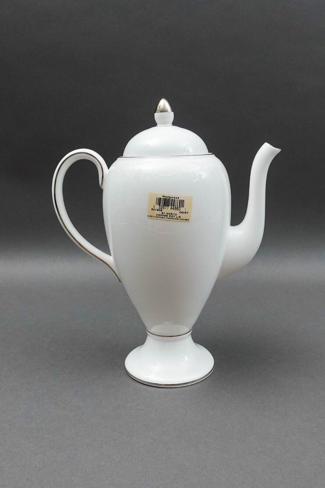 Wedgwood England St. Moritz White Platinum Bone China Beverage Coffee Tea Pot