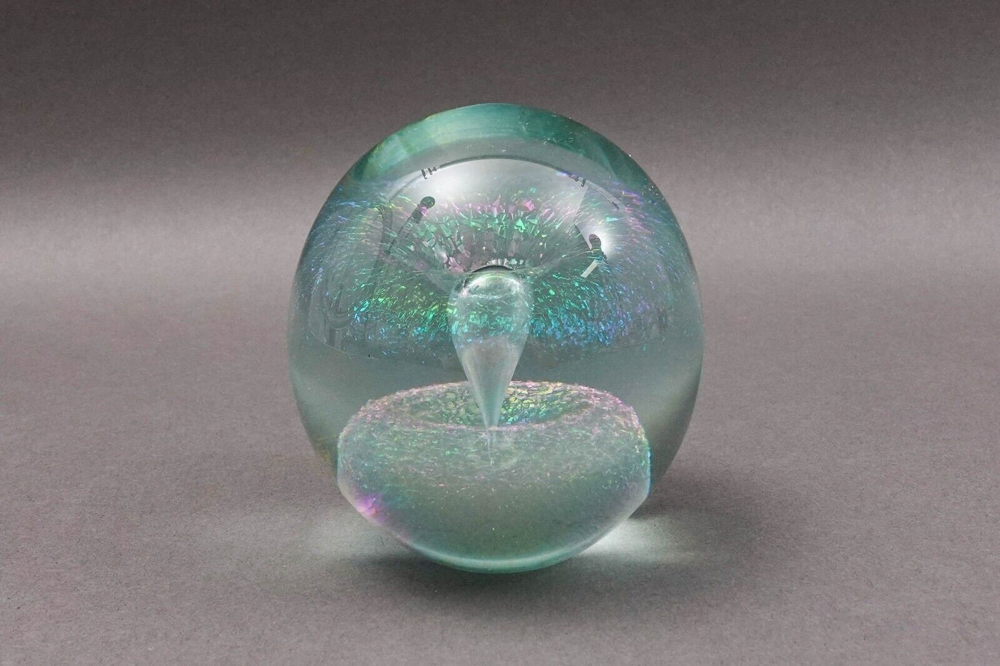 Robert Eickholt 1998 Iridescent Rainbow Dichroic Fountain Art Glass Paperweight