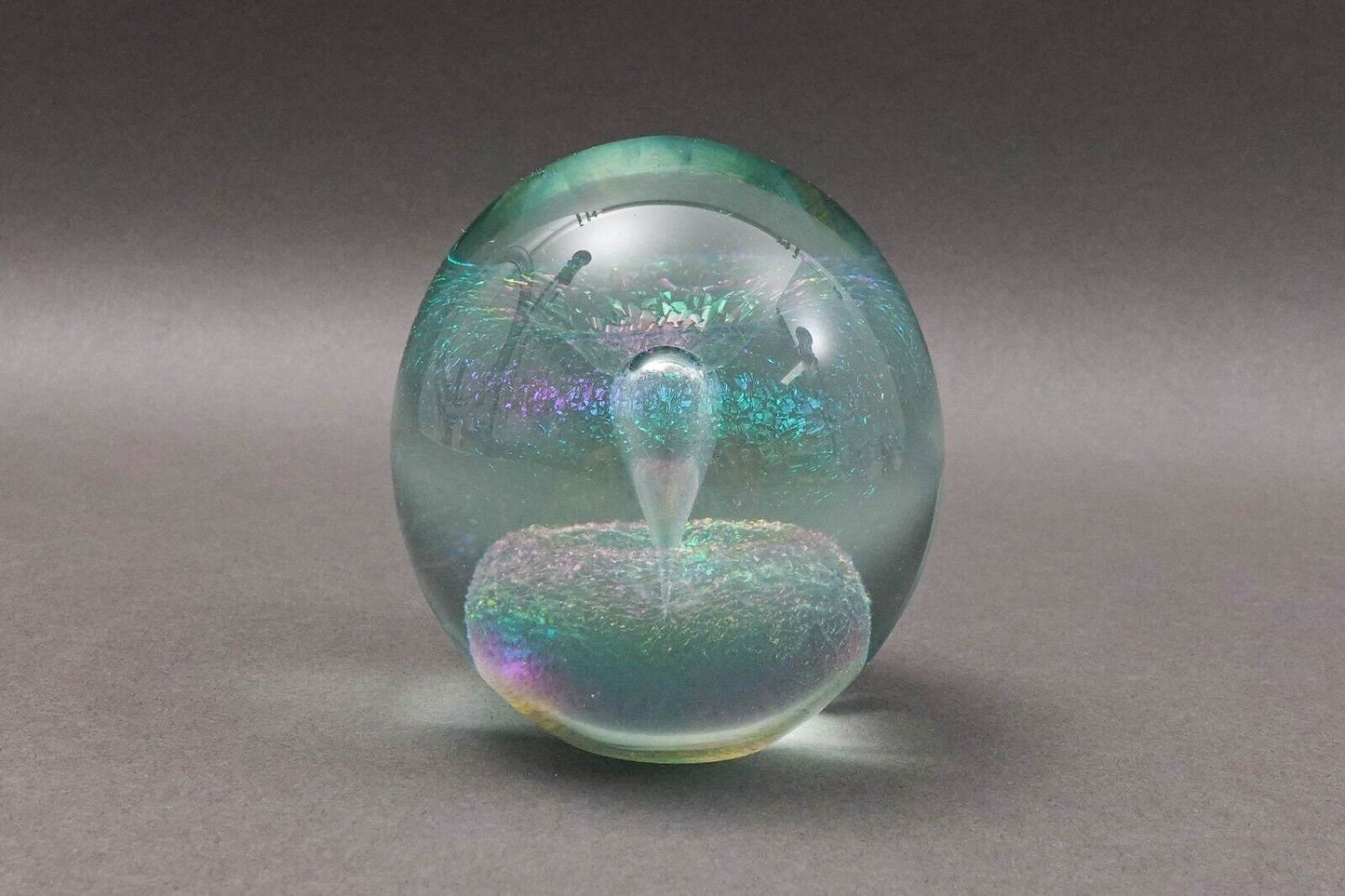 Robert Eickholt 1998 Iridescent Rainbow Dichroic Fountain Art Glass Paperweight