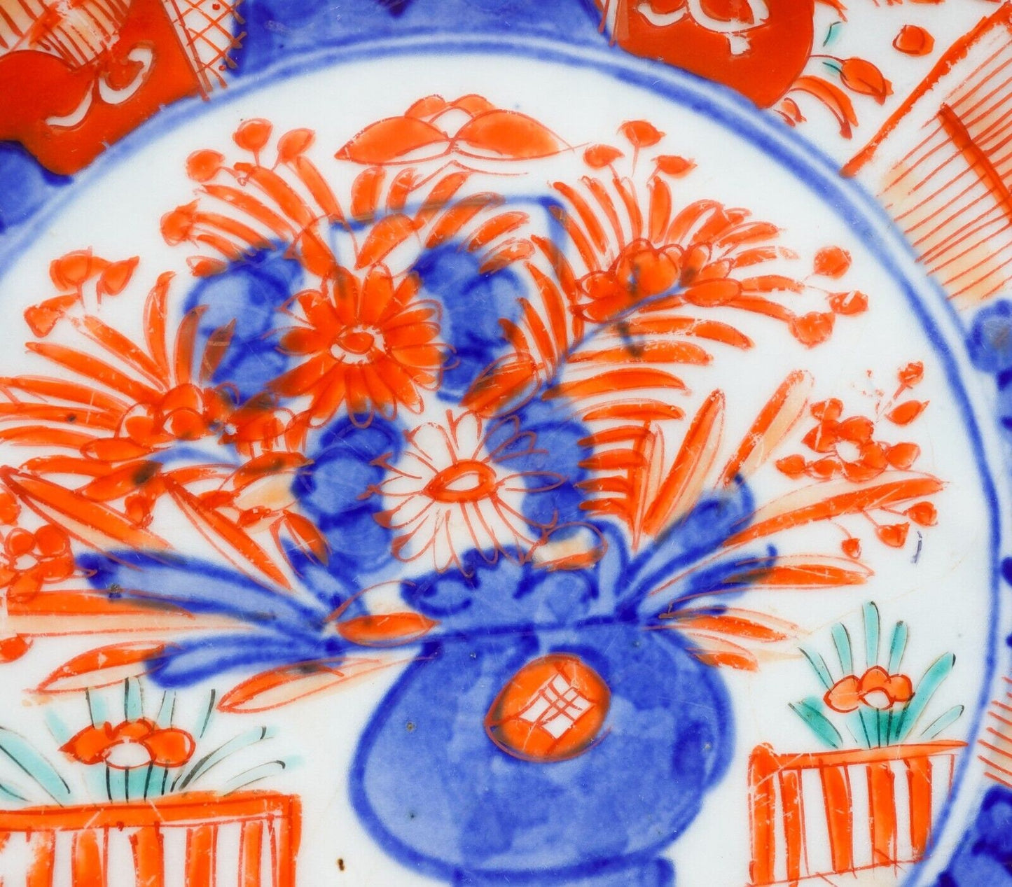 Antique Japanese Imari Hand Painted Floral Porcelain Scalloped Plate 9 3/4"