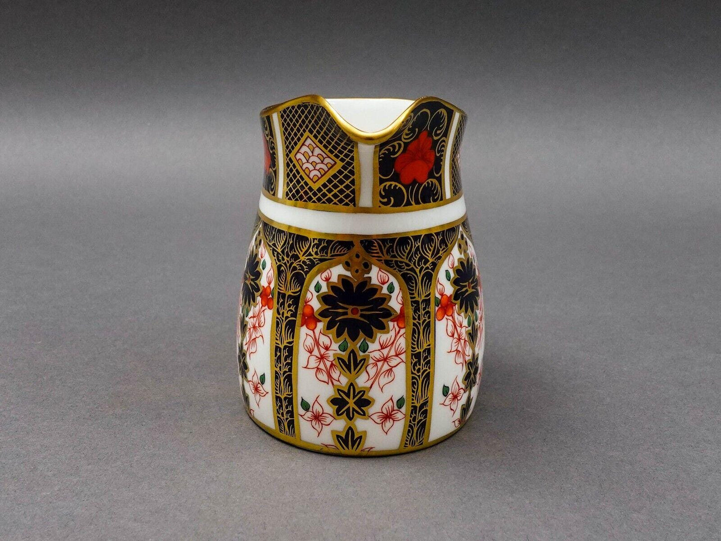 Royal Crown Derby England Old Imari 1128 Bone China Creamer Milk Jug