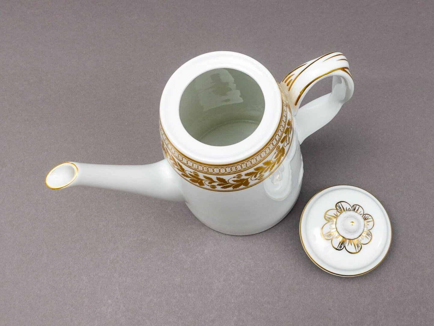 Vista Alegre Portugal Anne White & Gold Porcelain Lidded Coffee Tea Pot