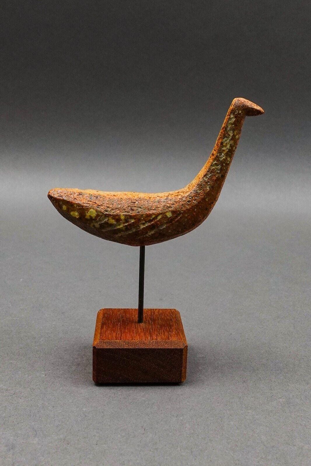 Richard Peeler (1928-1998) MCM Handcrafted Studio Pottery Bird Sculpture