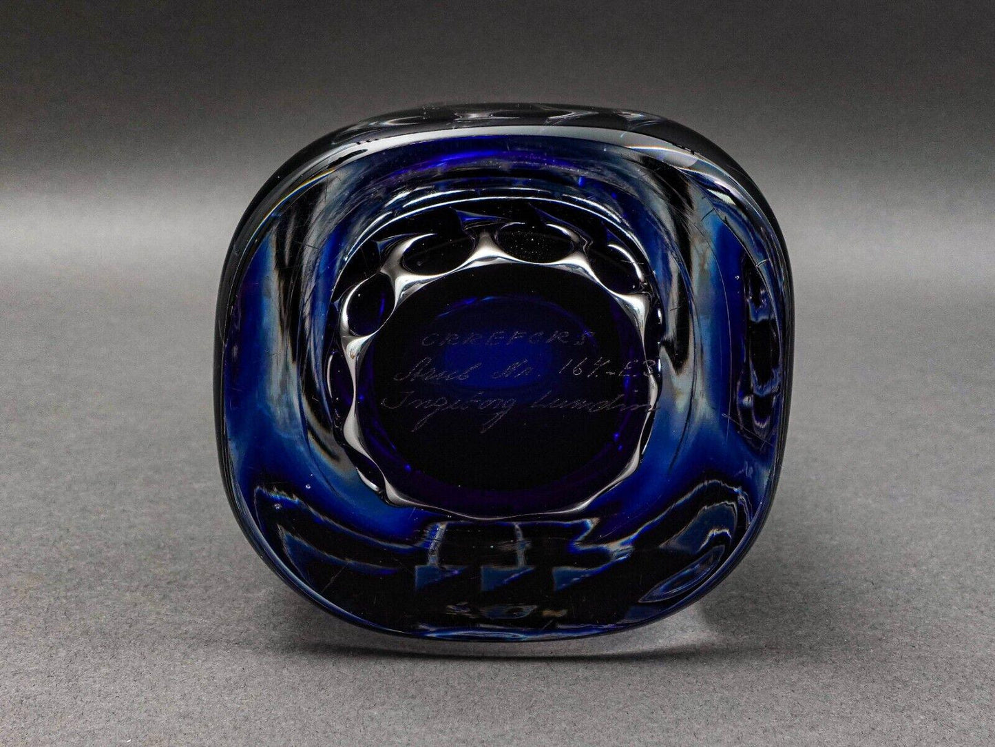 Orrefors Ingeborg Lundin Signed Ariel Nr. 164.-E.3 Blue Geometric Glass Vase