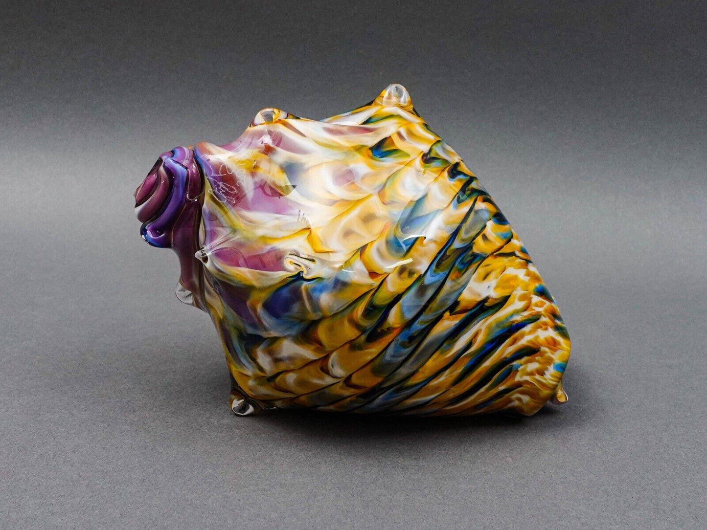 Artist Signed & Dated 2018 Conch Sea Shell Hand Blown Art Glass Sculpture 7"