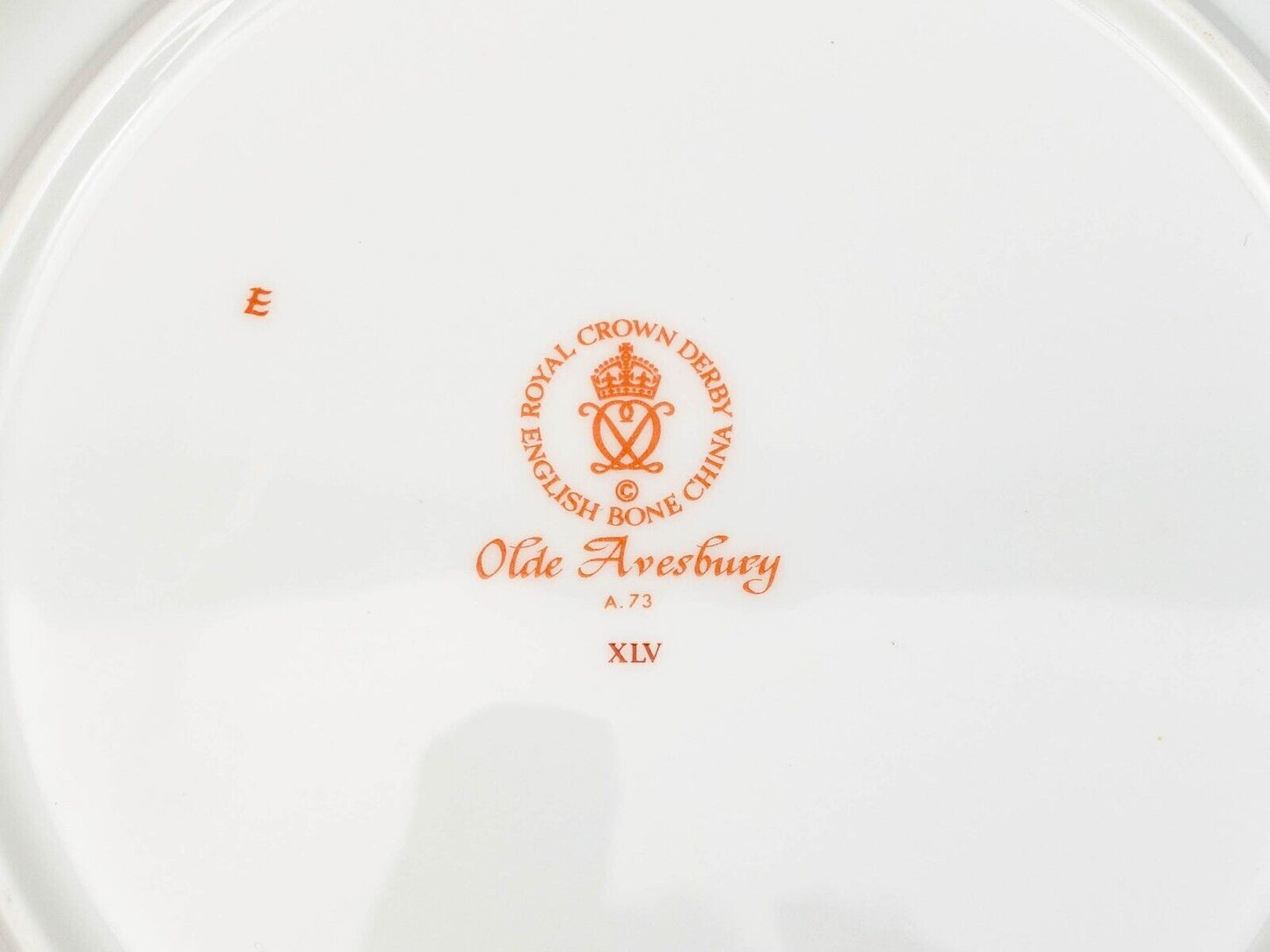 Royal Crown Derby Avesbury Birds Bone China 10 1/2" Dinner Plates Set Of 6