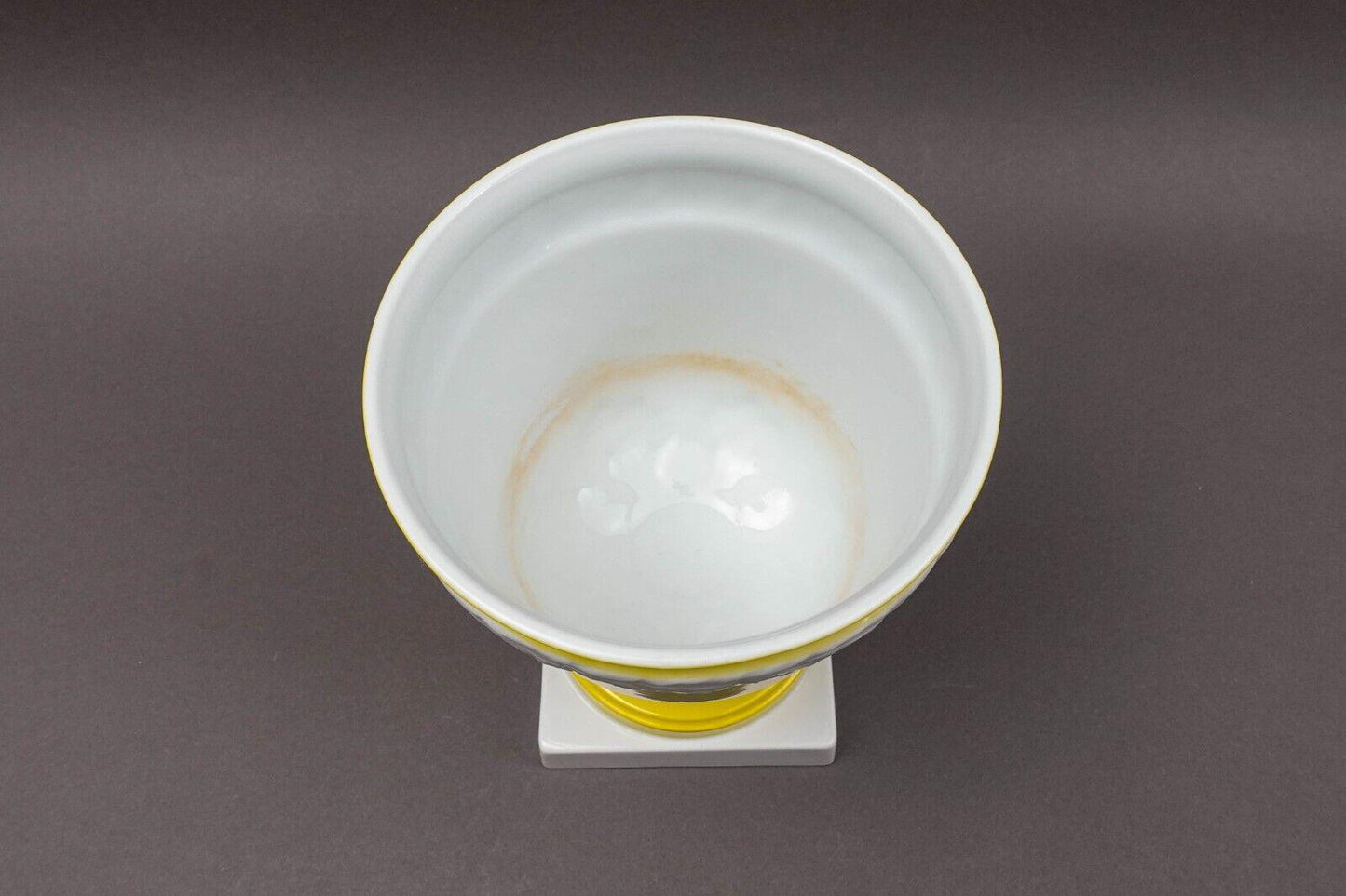 Vista Alegre Portugal Mottahedeh Yellow Pedestal Cache Pot Planter Jardiniere