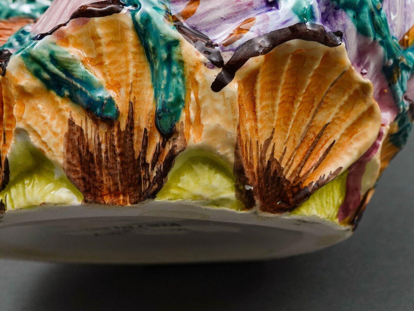 Vietri Italy Acquarello Majolica Sea Shells Seaweed Beverage Jug Pitcher 9 3/4"