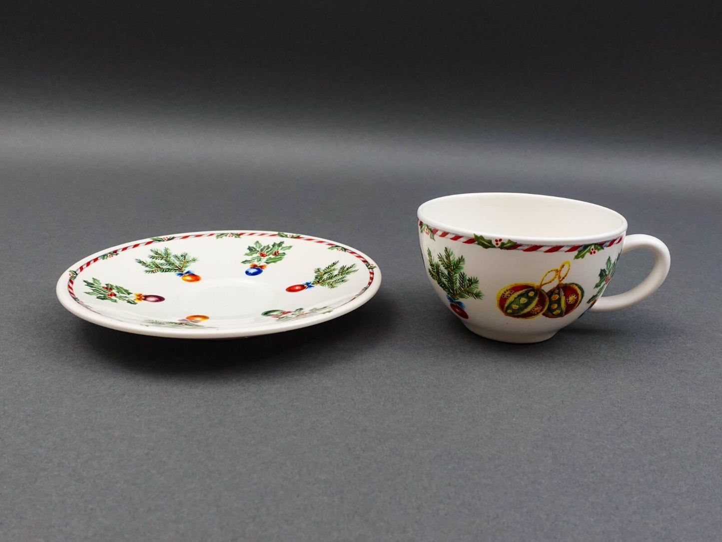 Gien France Joyeux Noel Porcelain Christmas Holiday Tea Cup & Saucer Set