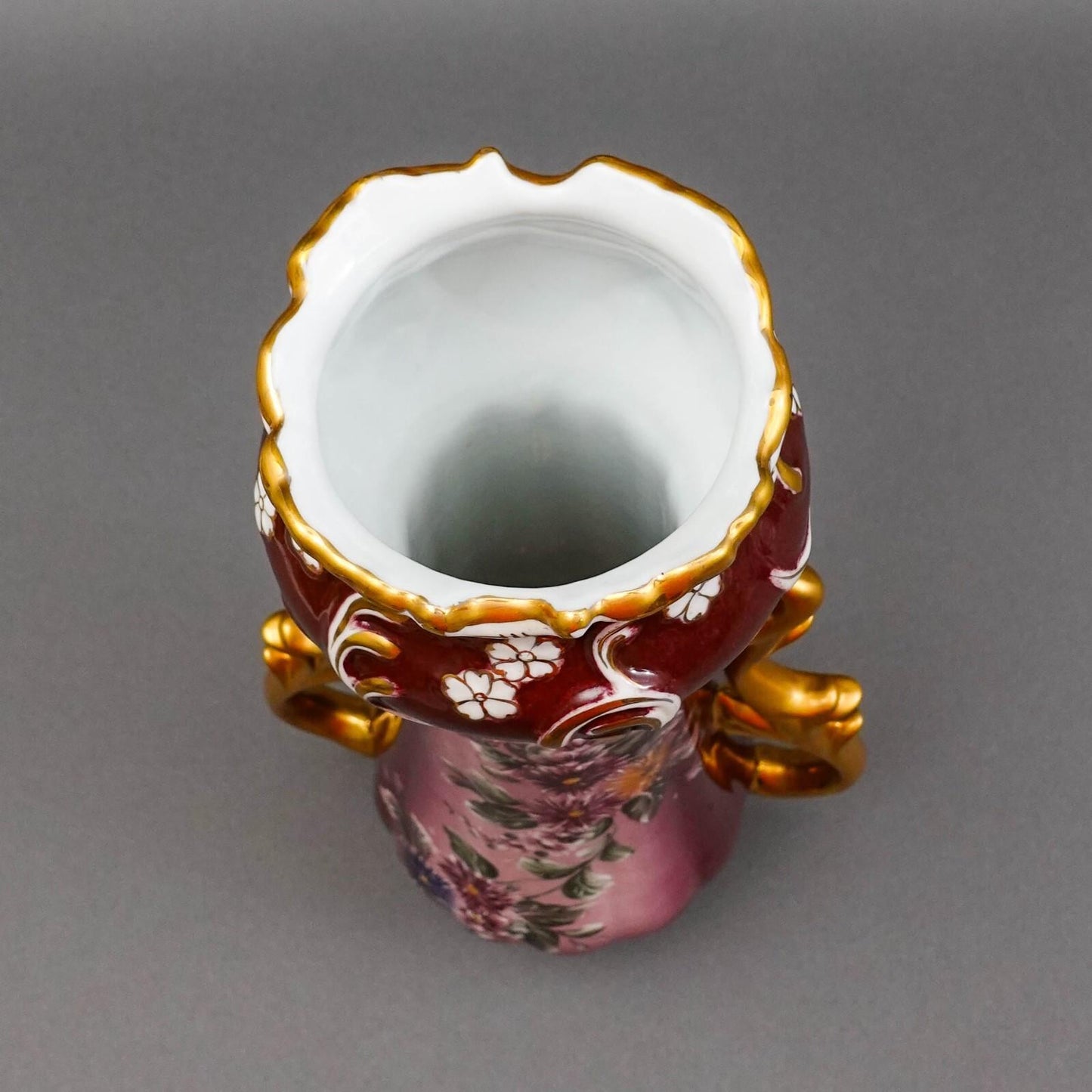 Richard Klemm Dresden Germany Antique Gold Gilt Floral Porcelain Mantle Vase