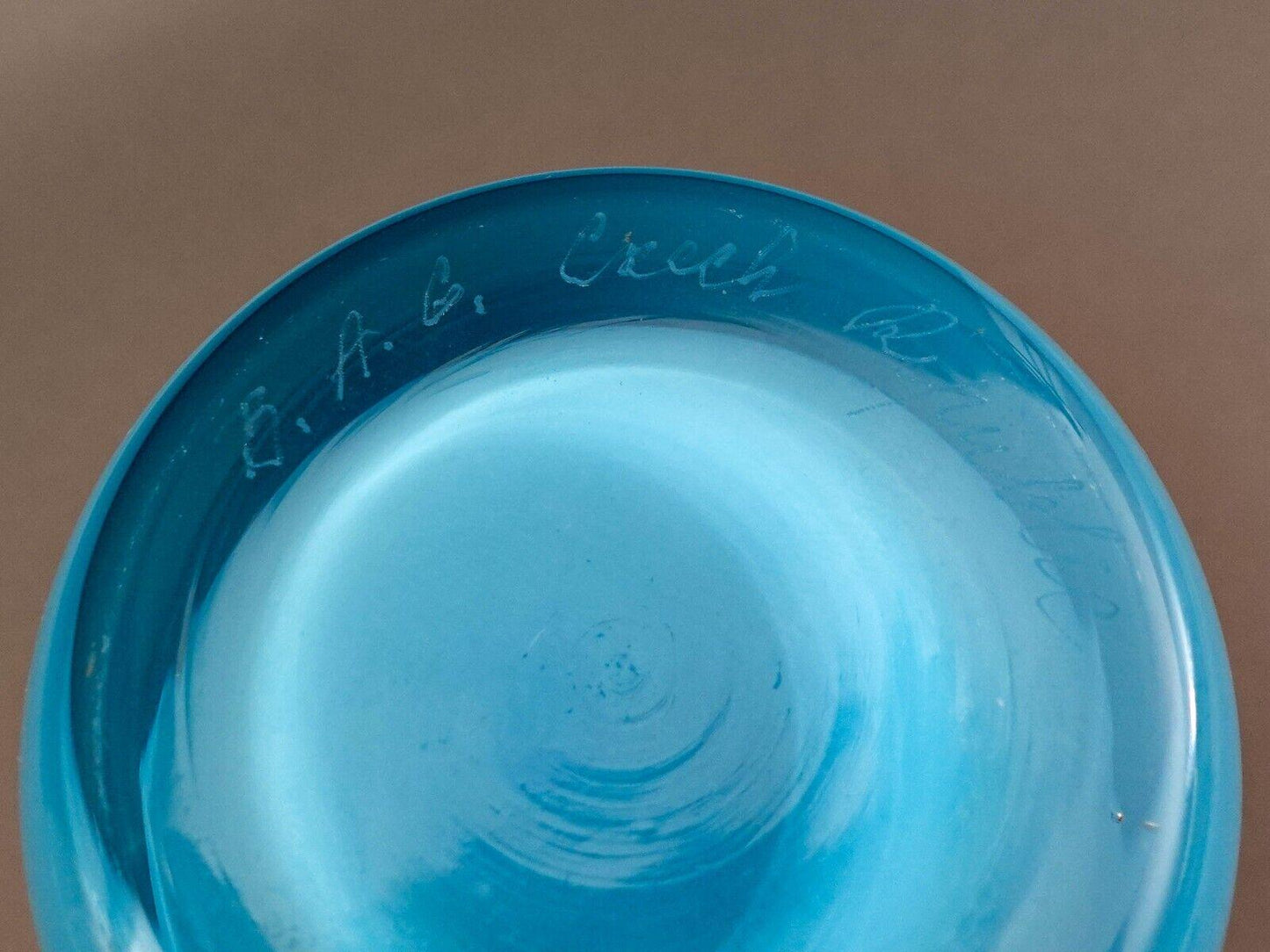 Rony Plesl B.A.G. Czech Republic Turquoise And Red Hourglass Art Glass Vase 13"