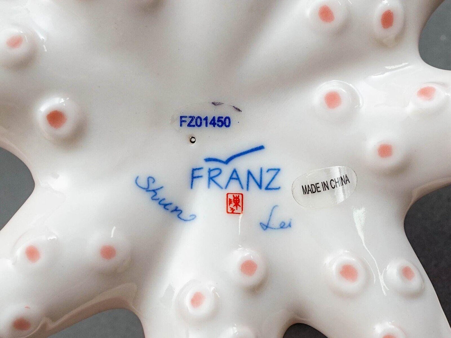 Franz Shun Lei FZ01450 By The Sea Porcelain Octopus Figurine