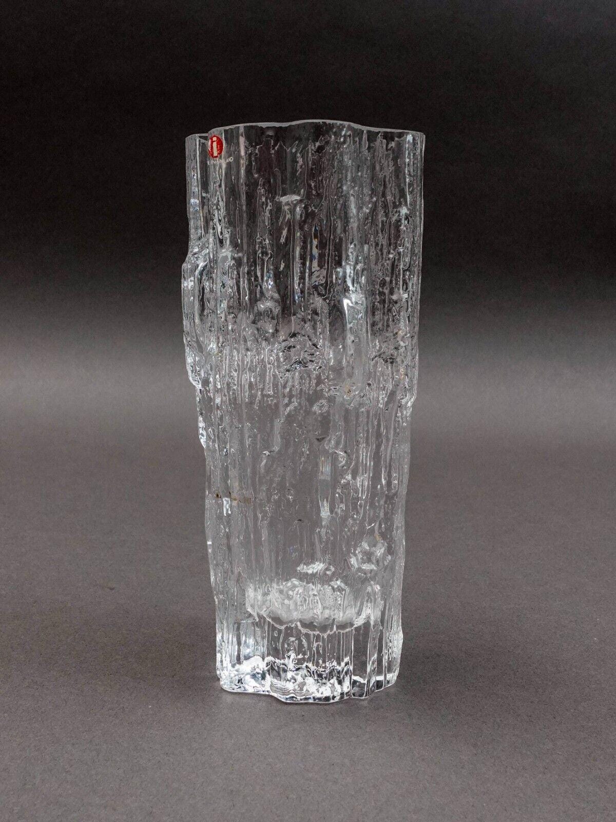 Iittala Finland Tapio Wirkkala Signed MCM "Avena" Textured Ice Glass Vase 6 7/8"