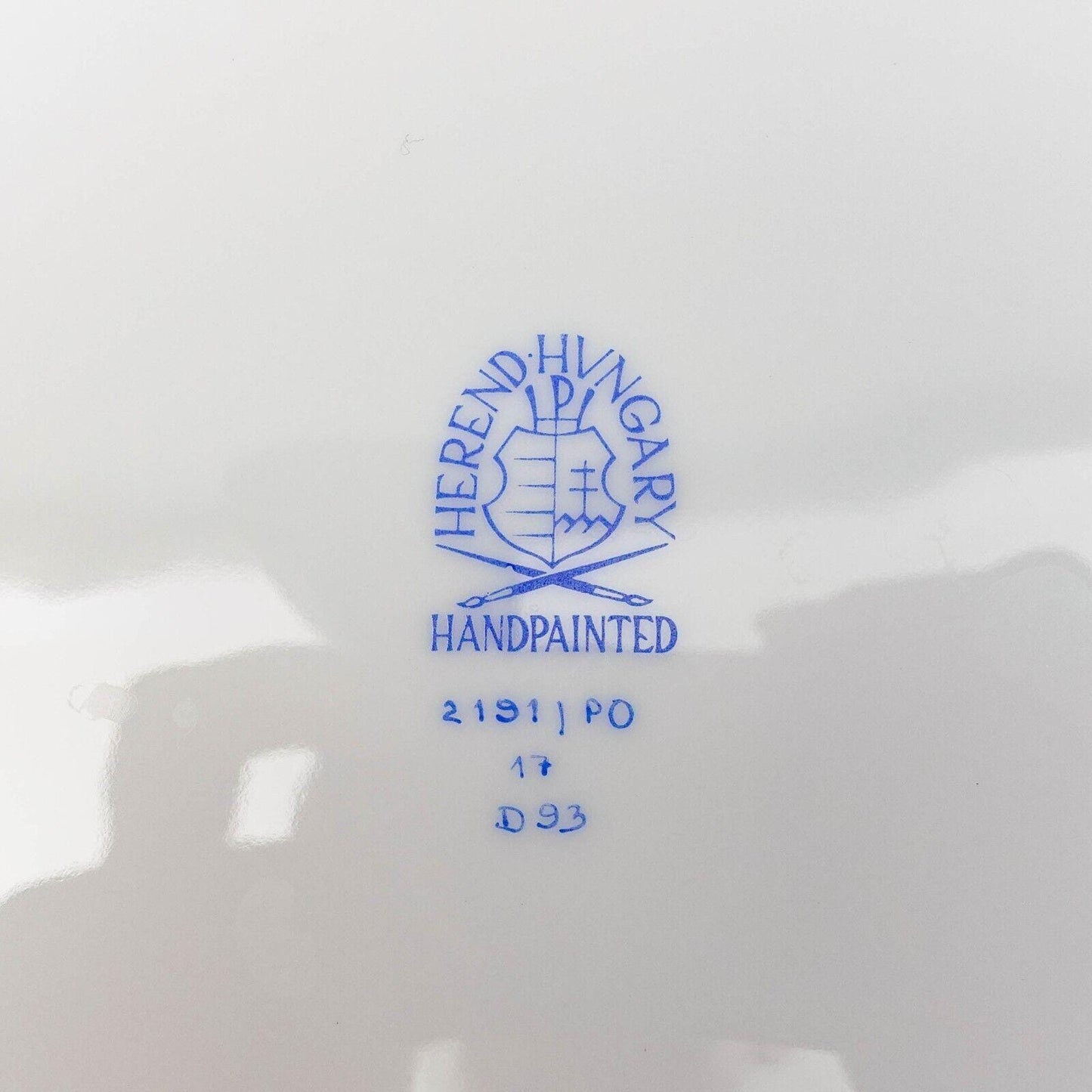 Herend Hungary 24K Gold Gilt Poisson Koi Fish Porcelain Triangle Dish 2191/PO