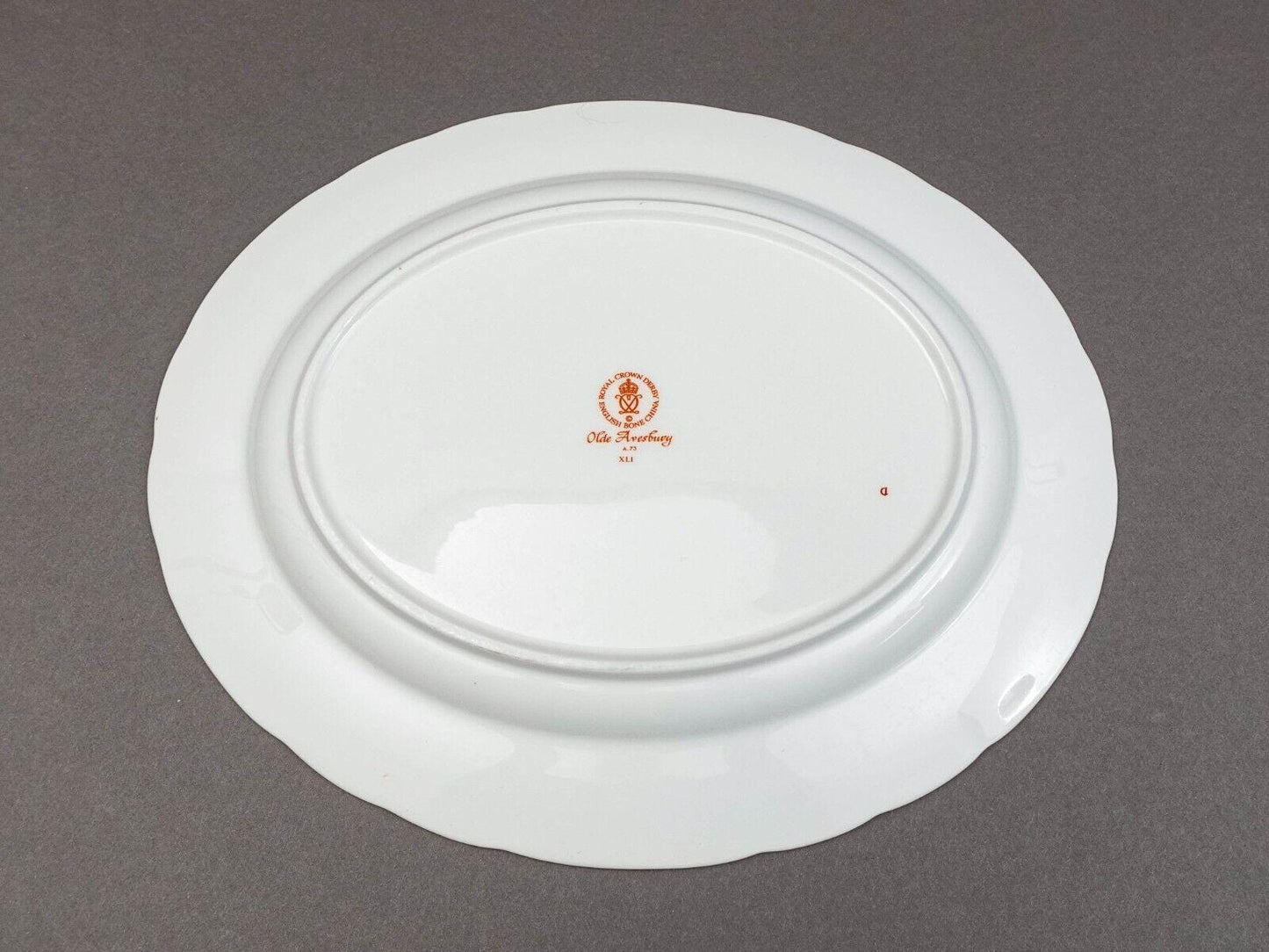 Royal Crown Derby Olde Avesbury Birds Bone China 13" Oval Serving Platter