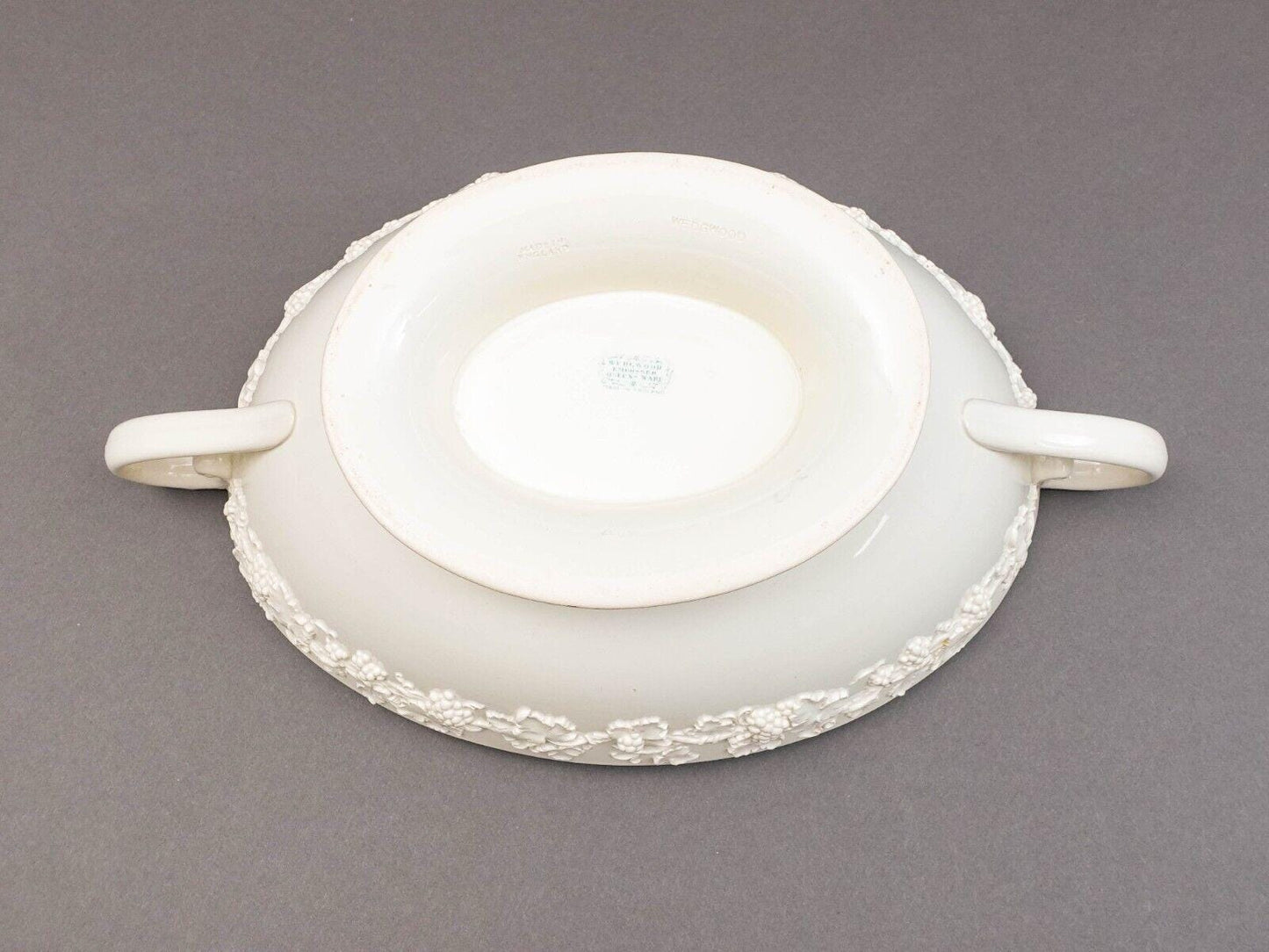 Wedgewood Embossed Queensware England Cream On Cream Large 17" Centerpiece Bowl