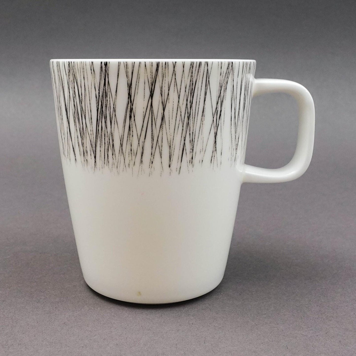 Crate & Barrel ITO Black White Porcelain Mug Cup Set Of 7