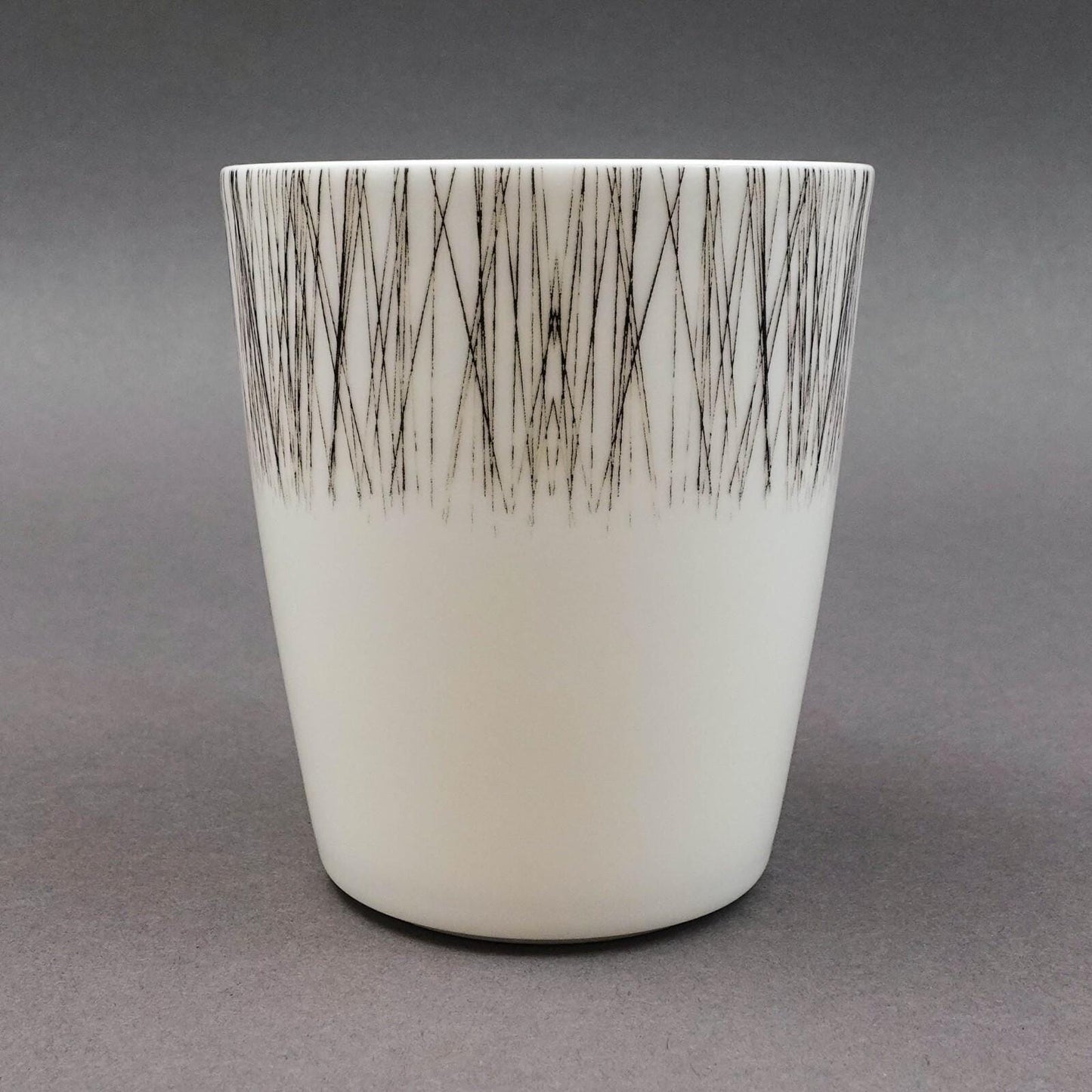 Crate & Barrel ITO Black White Porcelain Mug Cup Set Of 7