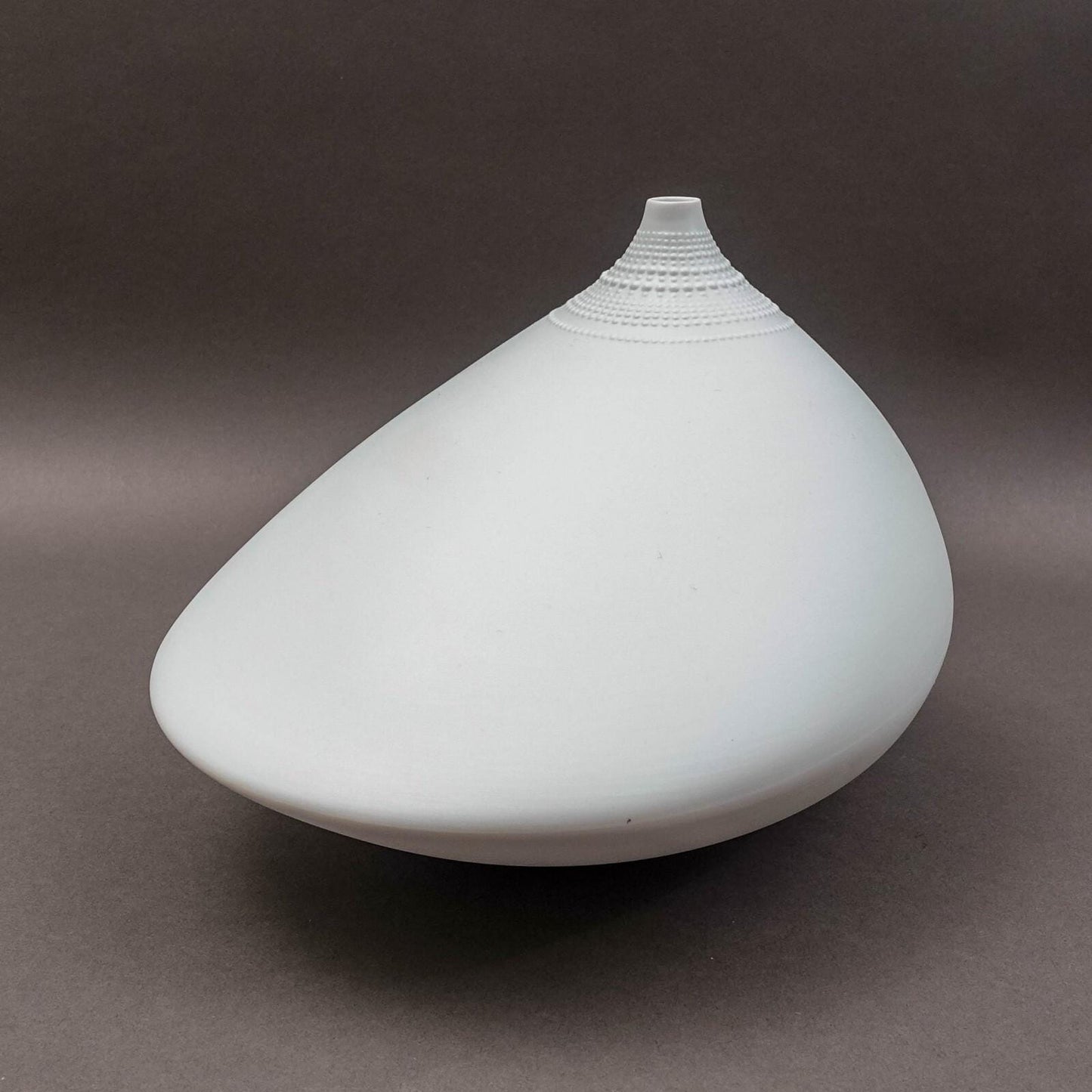Rosenthal Germany Tappio Wirkkala Vintage Large White Pollo Series Vase 10"