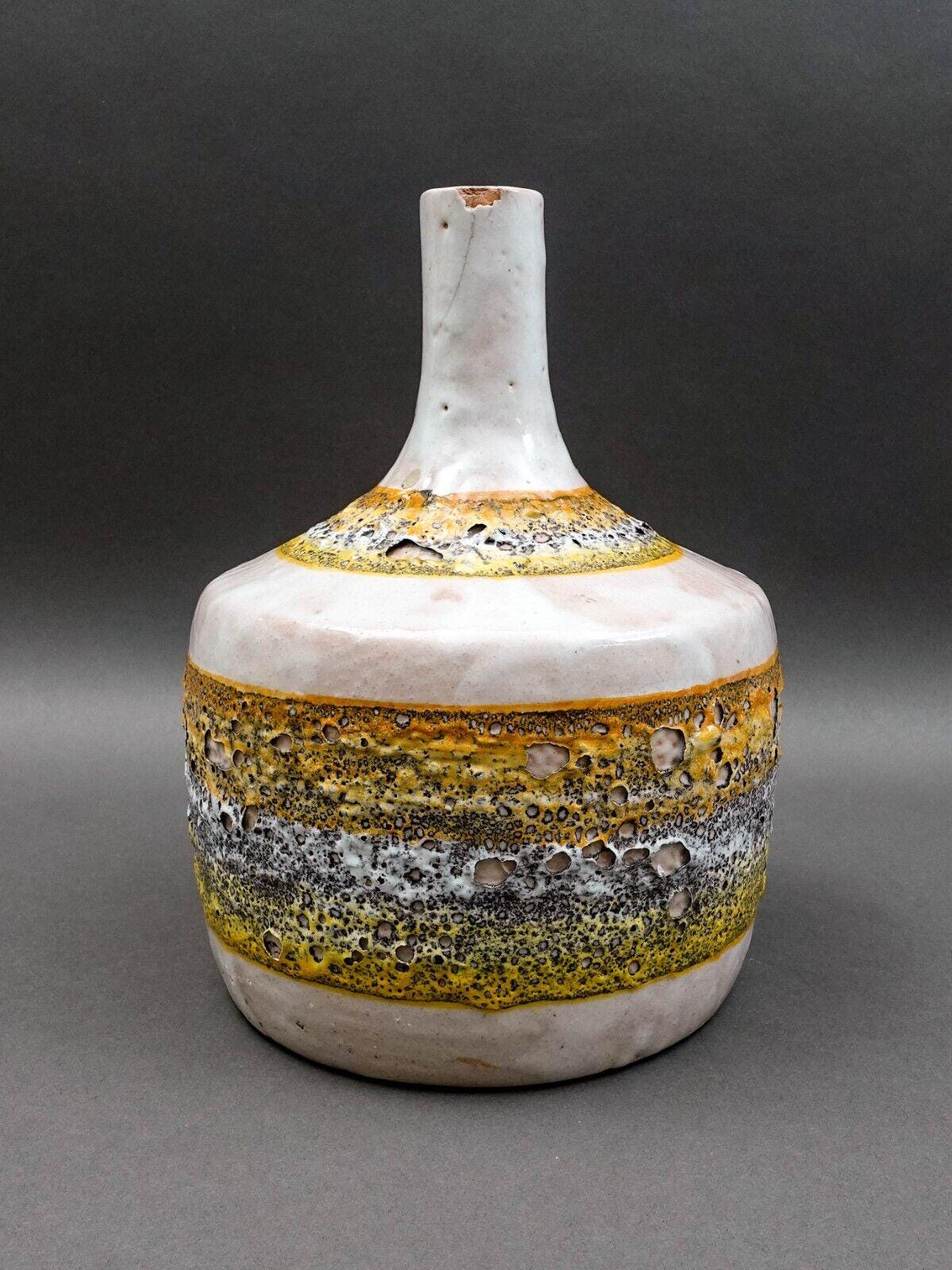 Raymor ARN Italy Mid Century Modern Lava Volcanic Glazed Pottery Jug Vase (Read)