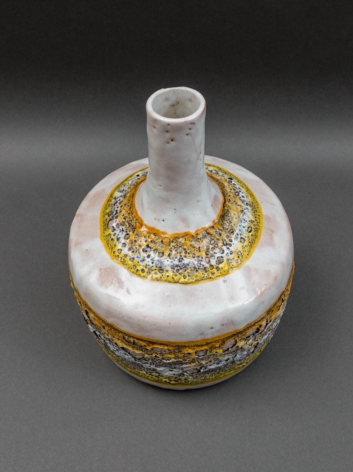 Raymor ARN Italy Mid Century Modern Lava Volcanic Glazed Pottery Jug Vase (Read)