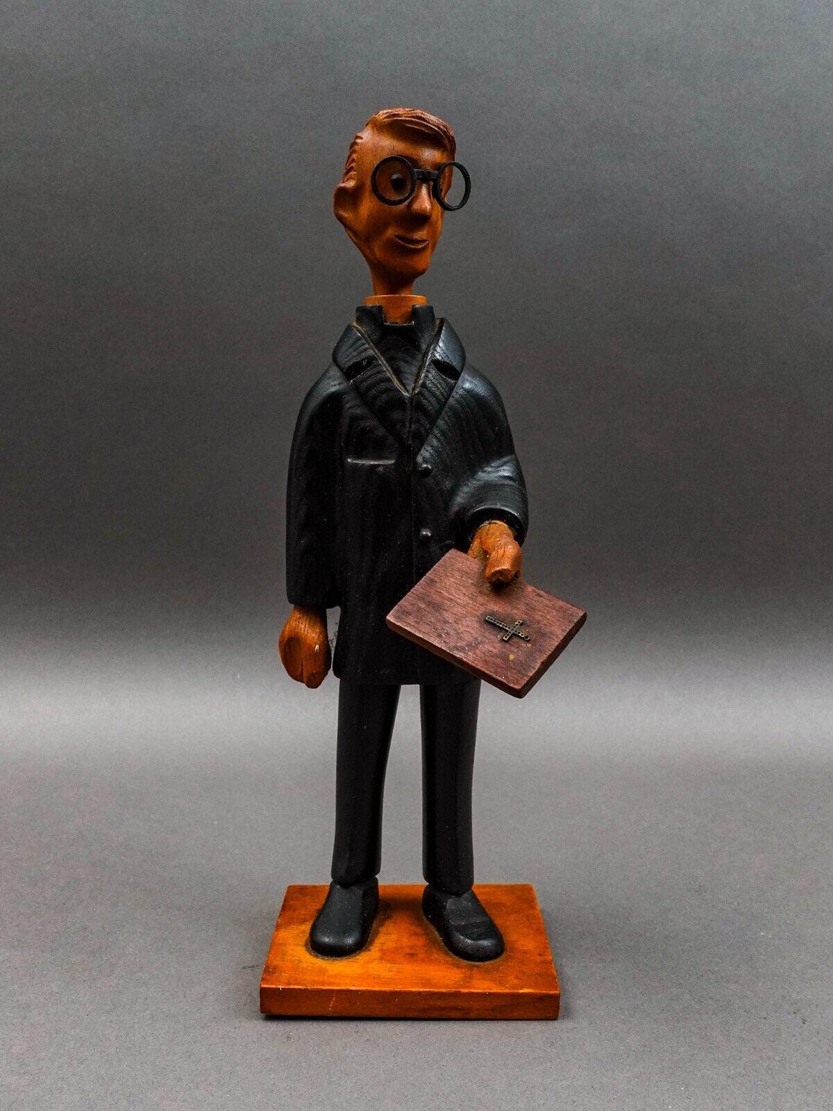 Romer Made In Italy Vintage Hand Carved Wood Priest Preacher Pastor Figurine